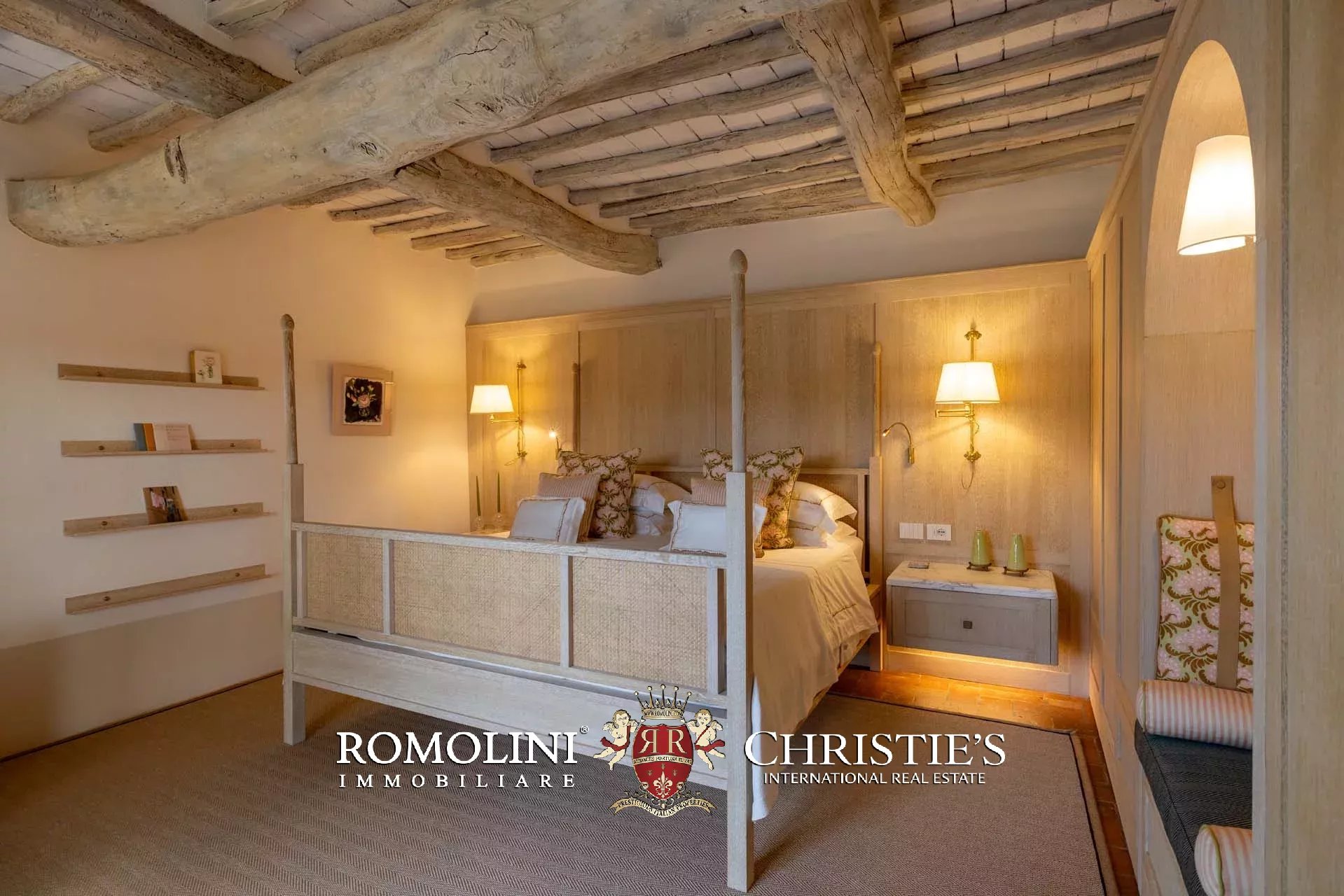 4 Bedroom Villa/Townhouse's Image 39