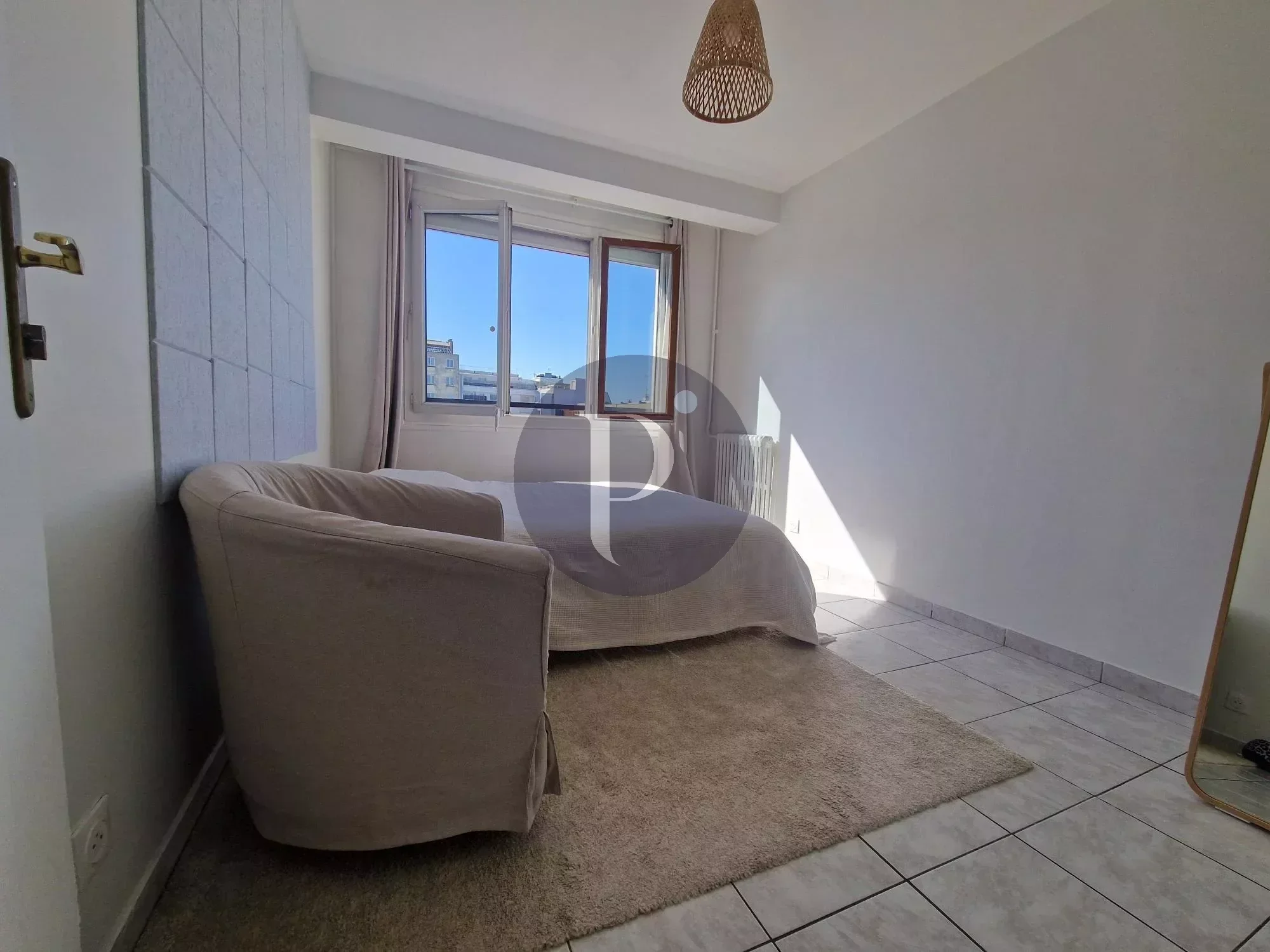 vente-appartement-2-pieces-le-kremlin-bicetre-86868662