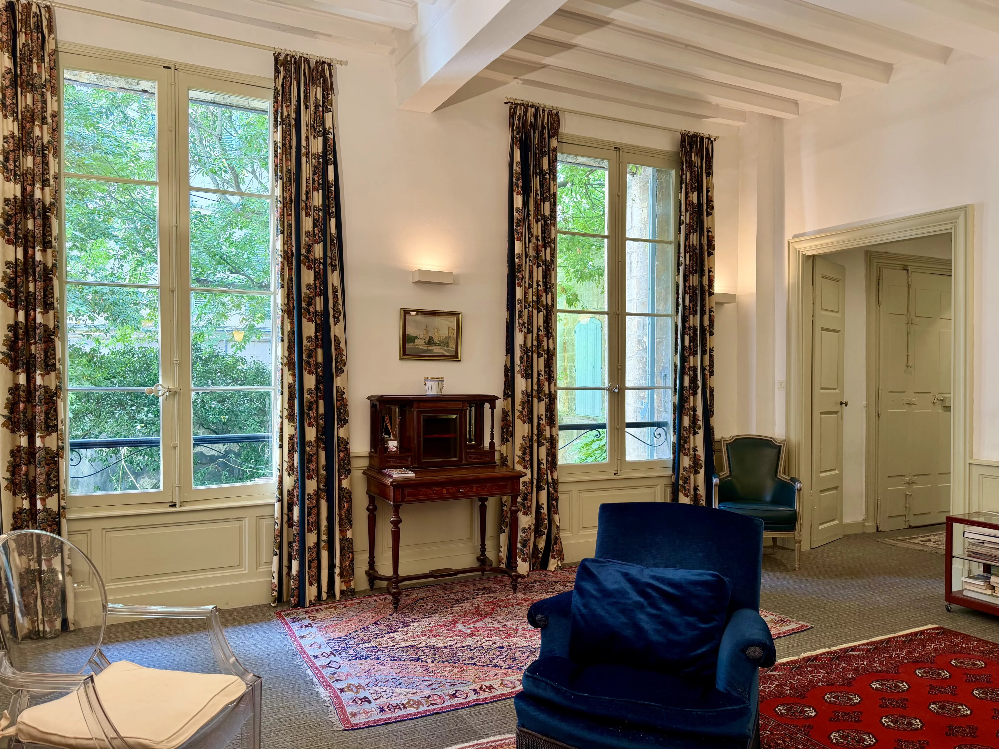 Exceptional bourgeois apartment – Unobstructed view of the Palais des Papes