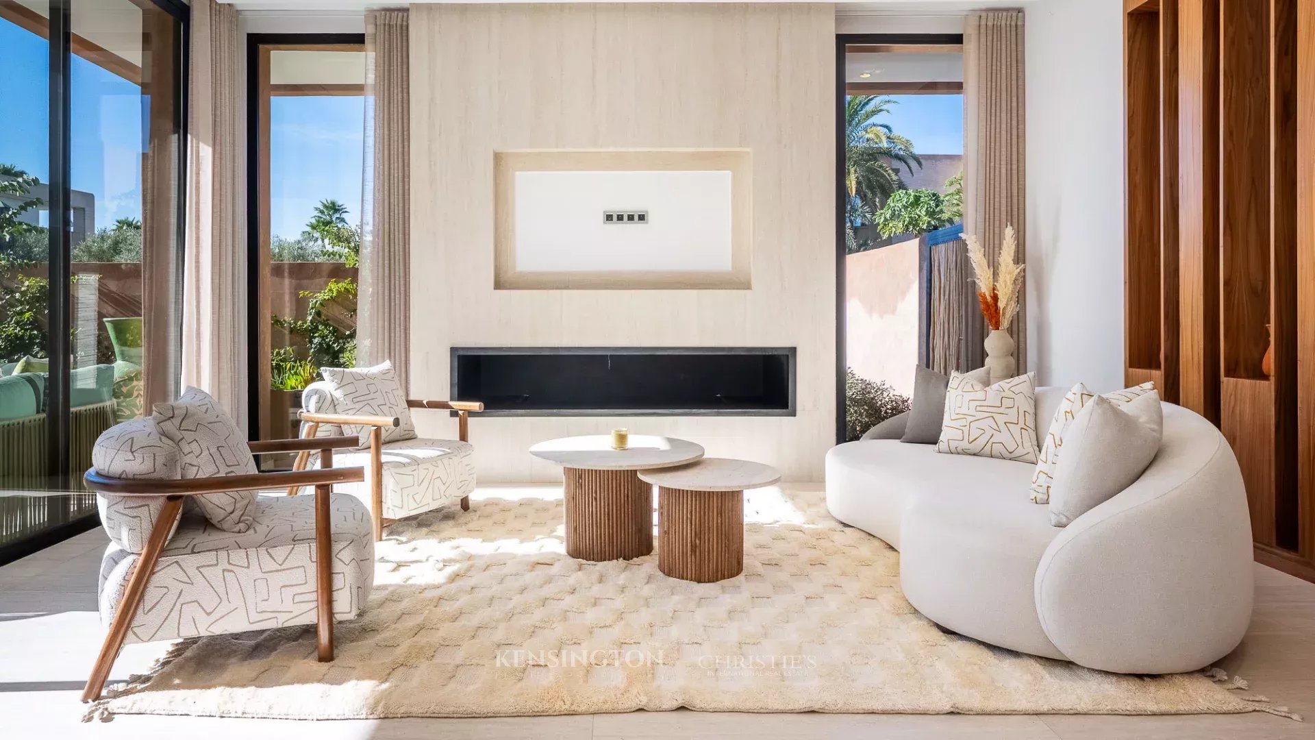 4 Bedroom Villa/Townhouse's Image 9