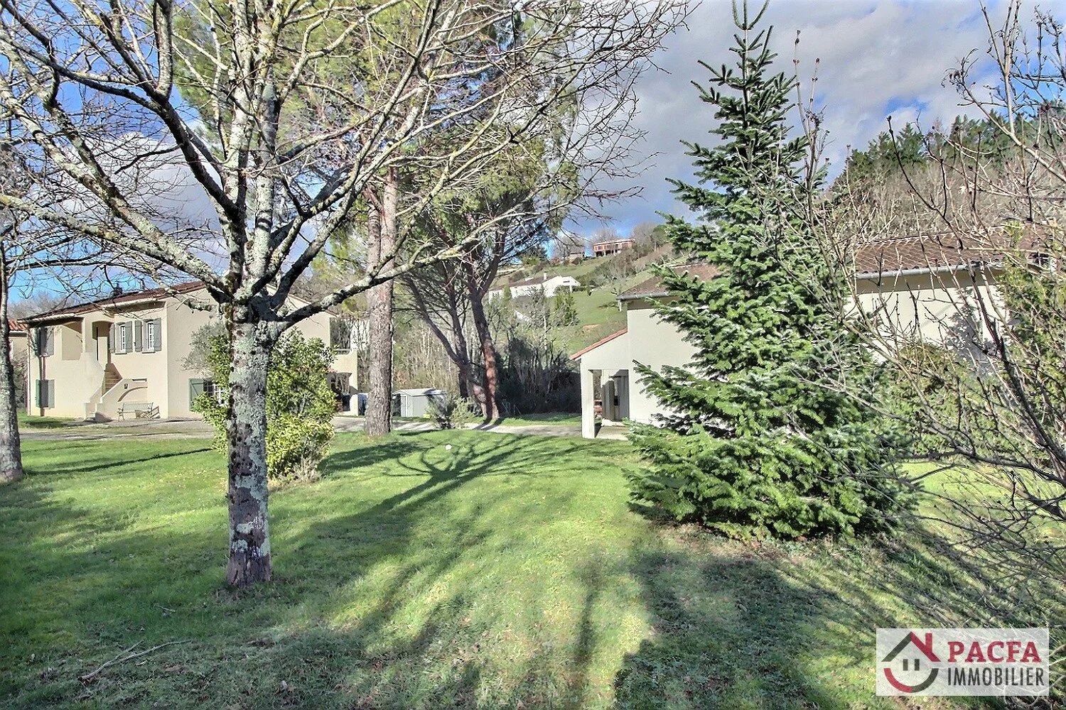 Agence immobilière de 