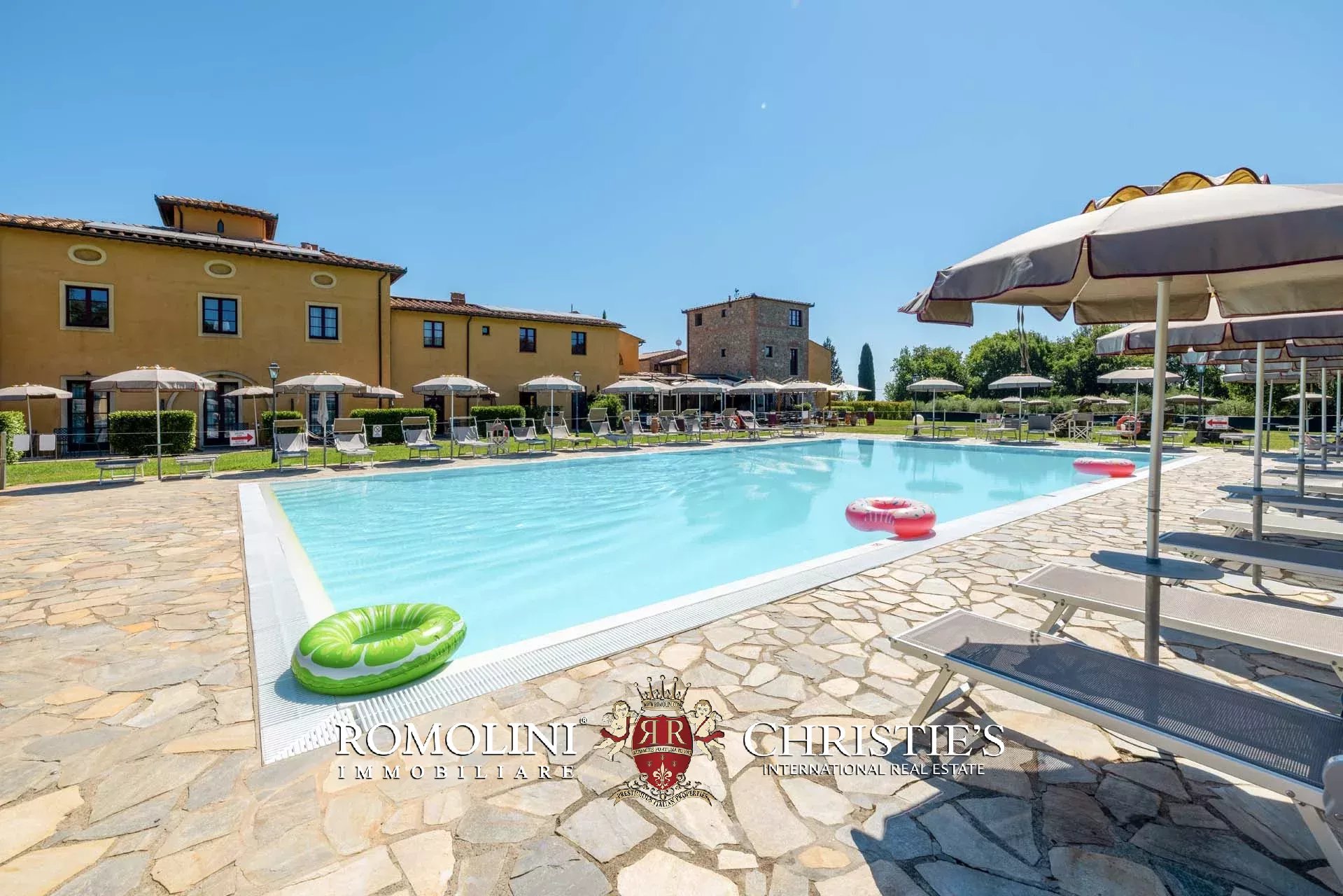 63 Bedroom Villa/Townhouse's Image 7