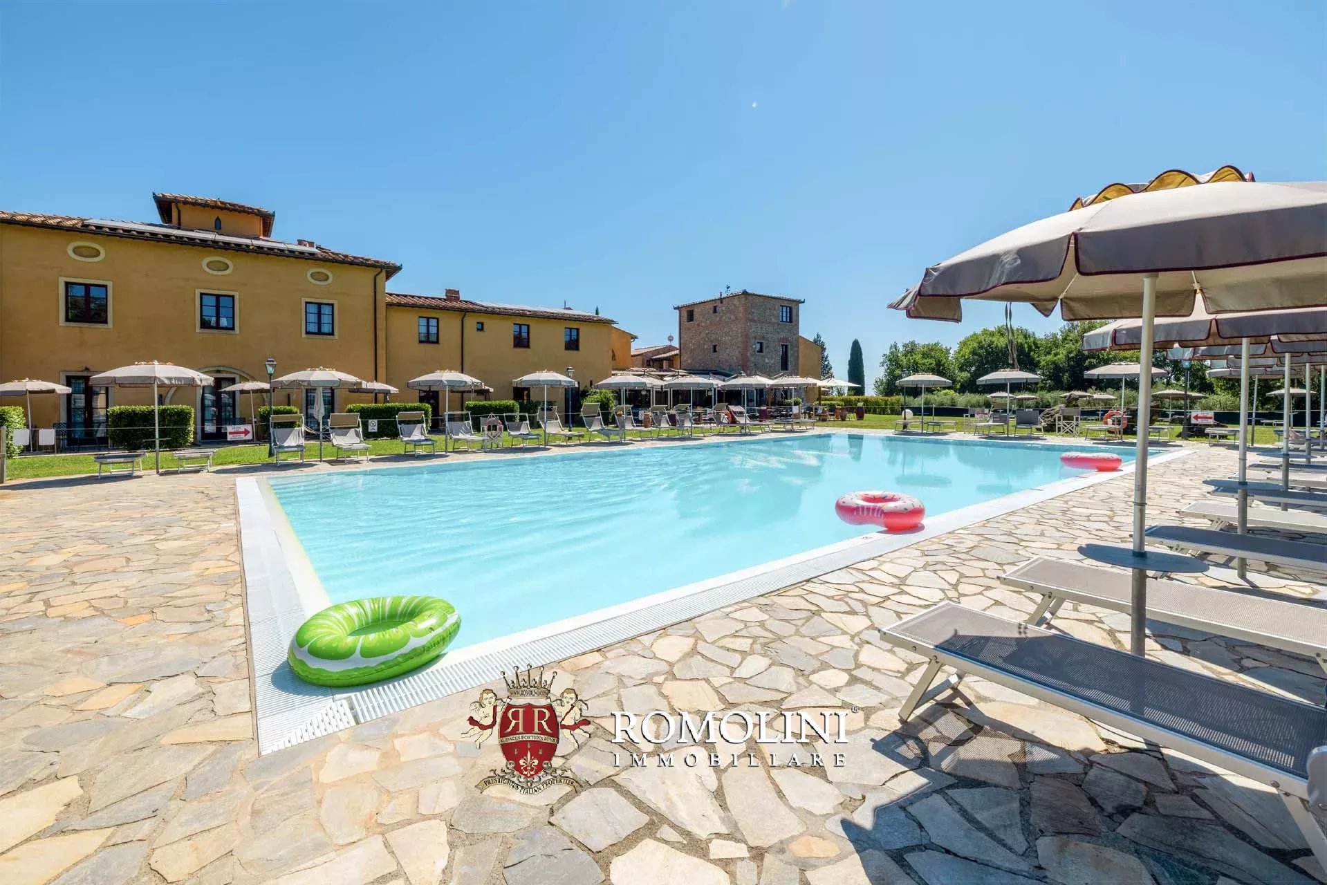 63 Bedroom Villa/Townhouse's Image 7