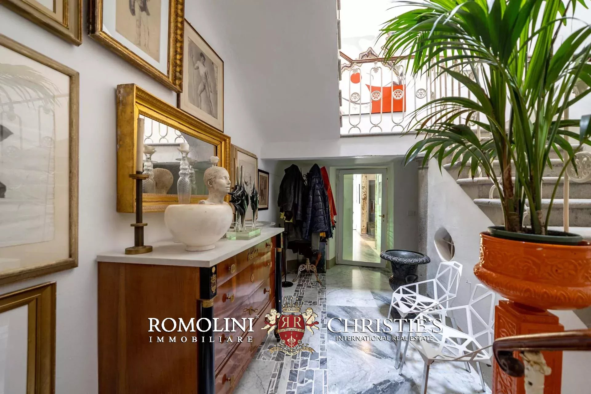 11 Bedroom Villa/Townhouse's Image 119