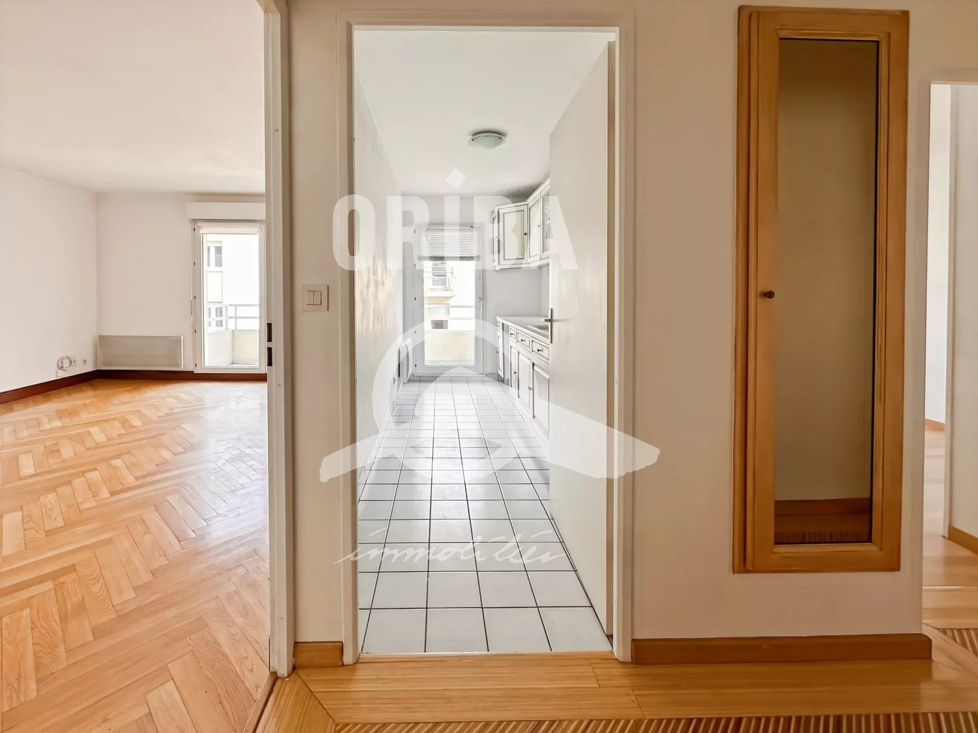 T2 ile de Versailles balcon parking