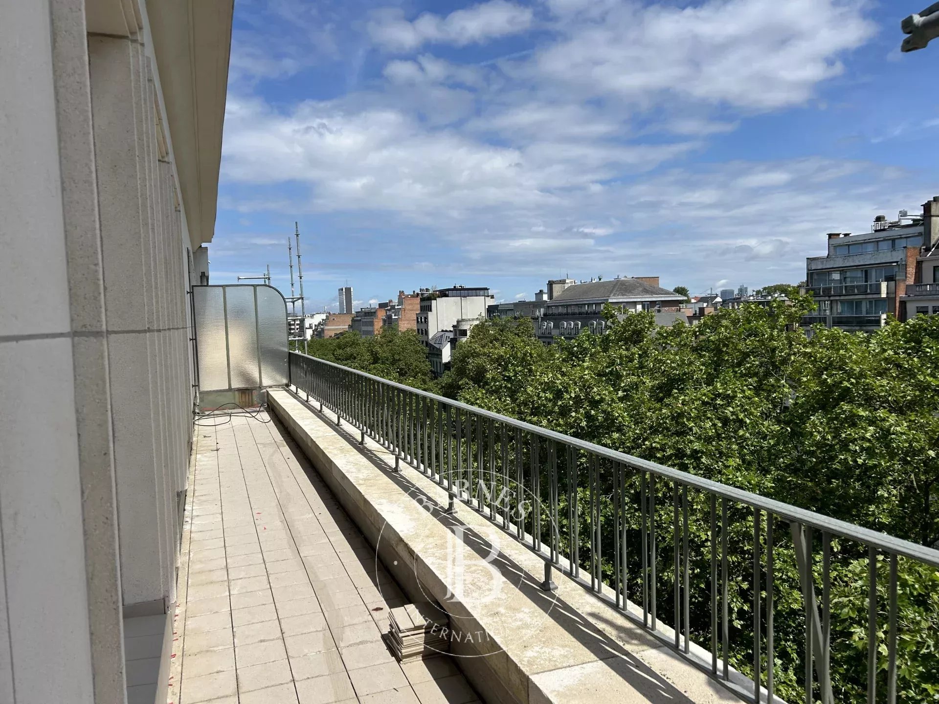 SOUS OFFRE - Ixelles - Penthouse - 3 chambres - terrasses