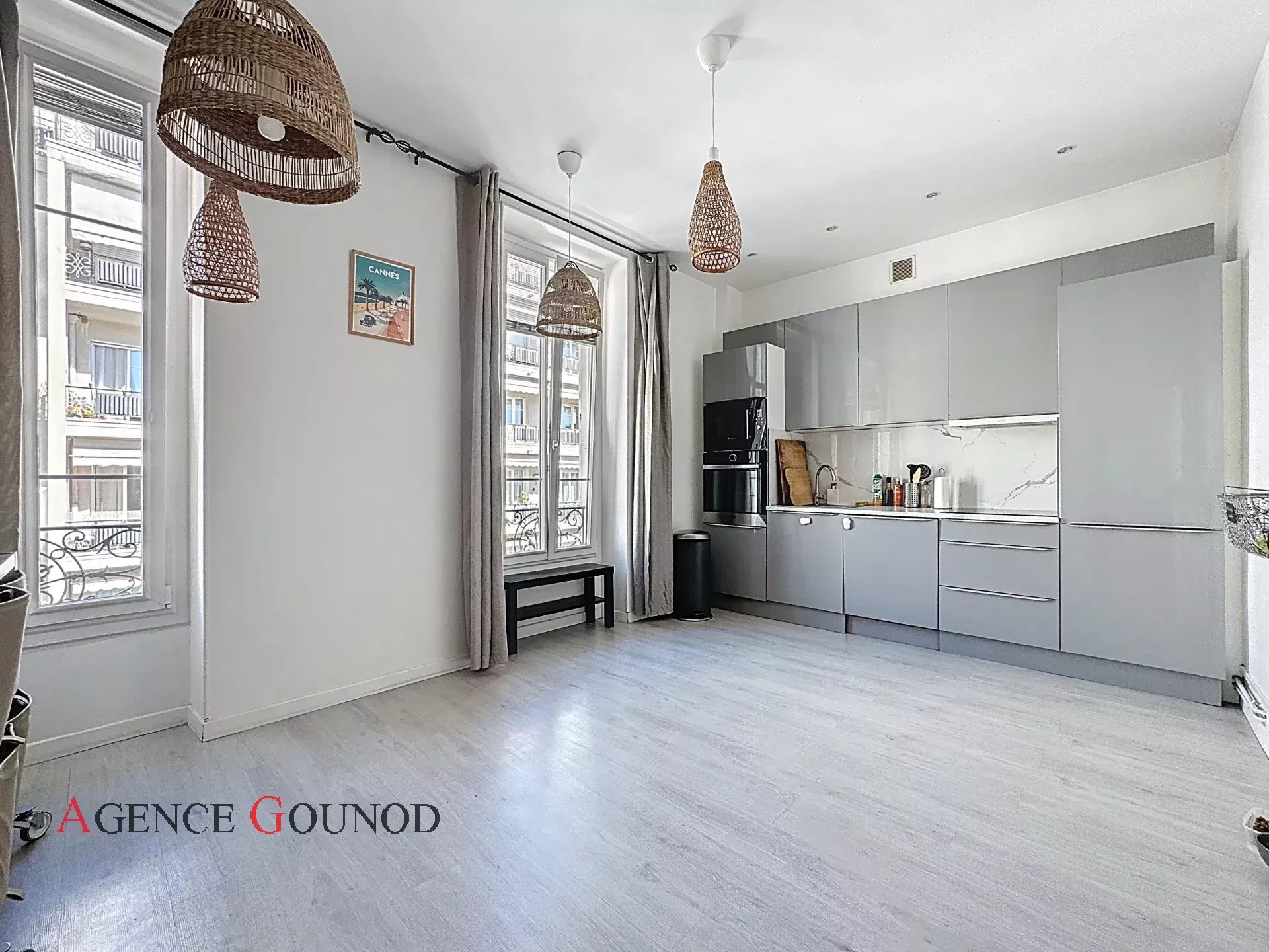 Appartement  - 3 pièces  - 70.0 m2 -  420 000 € - À vendre
