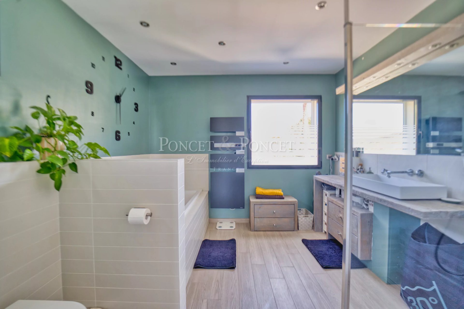 4 Bedroom Villa/Townhouse's Image 13