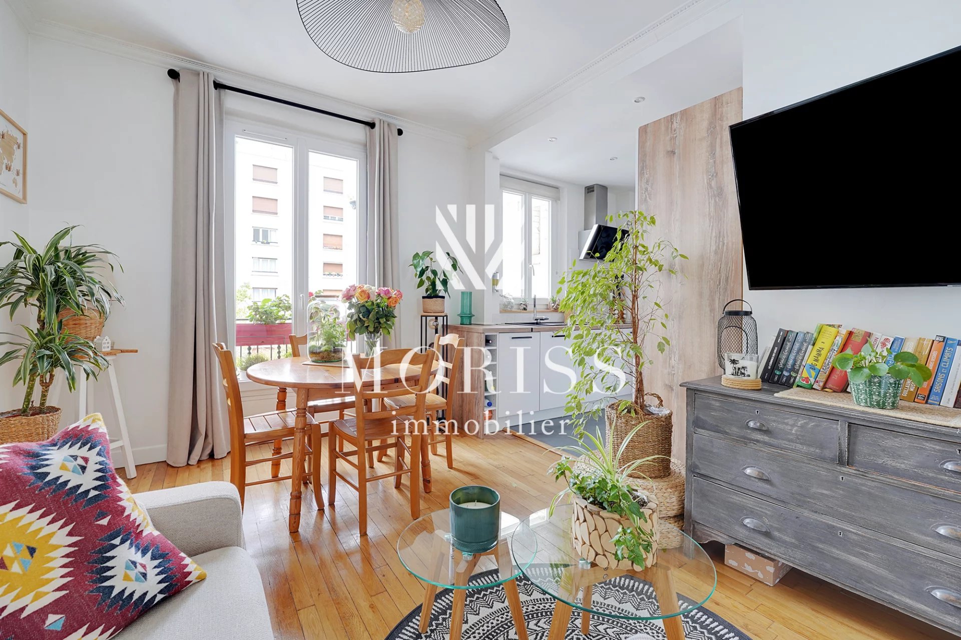 APPARTEMENT 2 PIÉCES - COUP DE COEUR - MICHEL BIZOT - Image 1