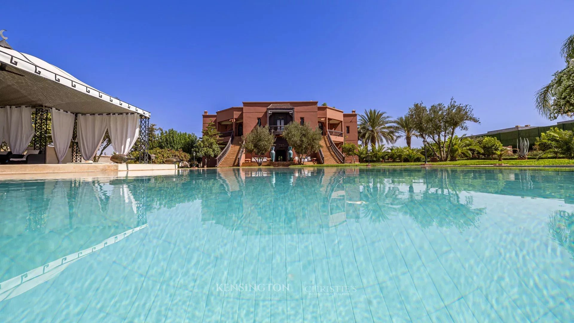 9 Bedroom Villa/Townhouse's Image 48