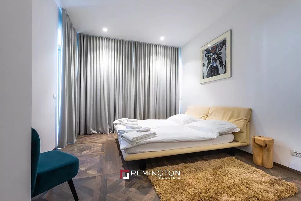 5 Bedroom Villa/Townhouse's Image 27
