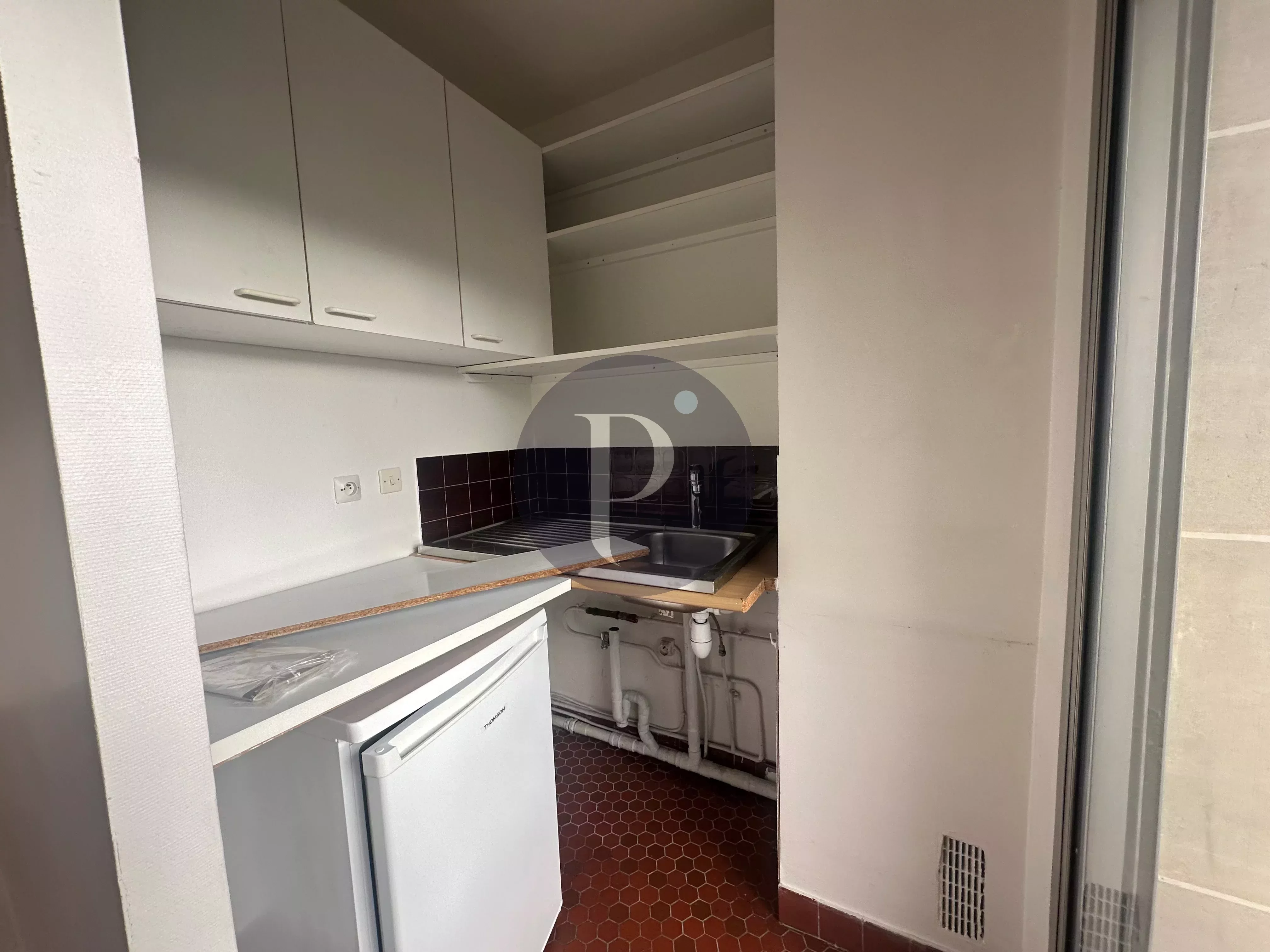 location-appartement-1-piece-chatenay-malabry-86384281