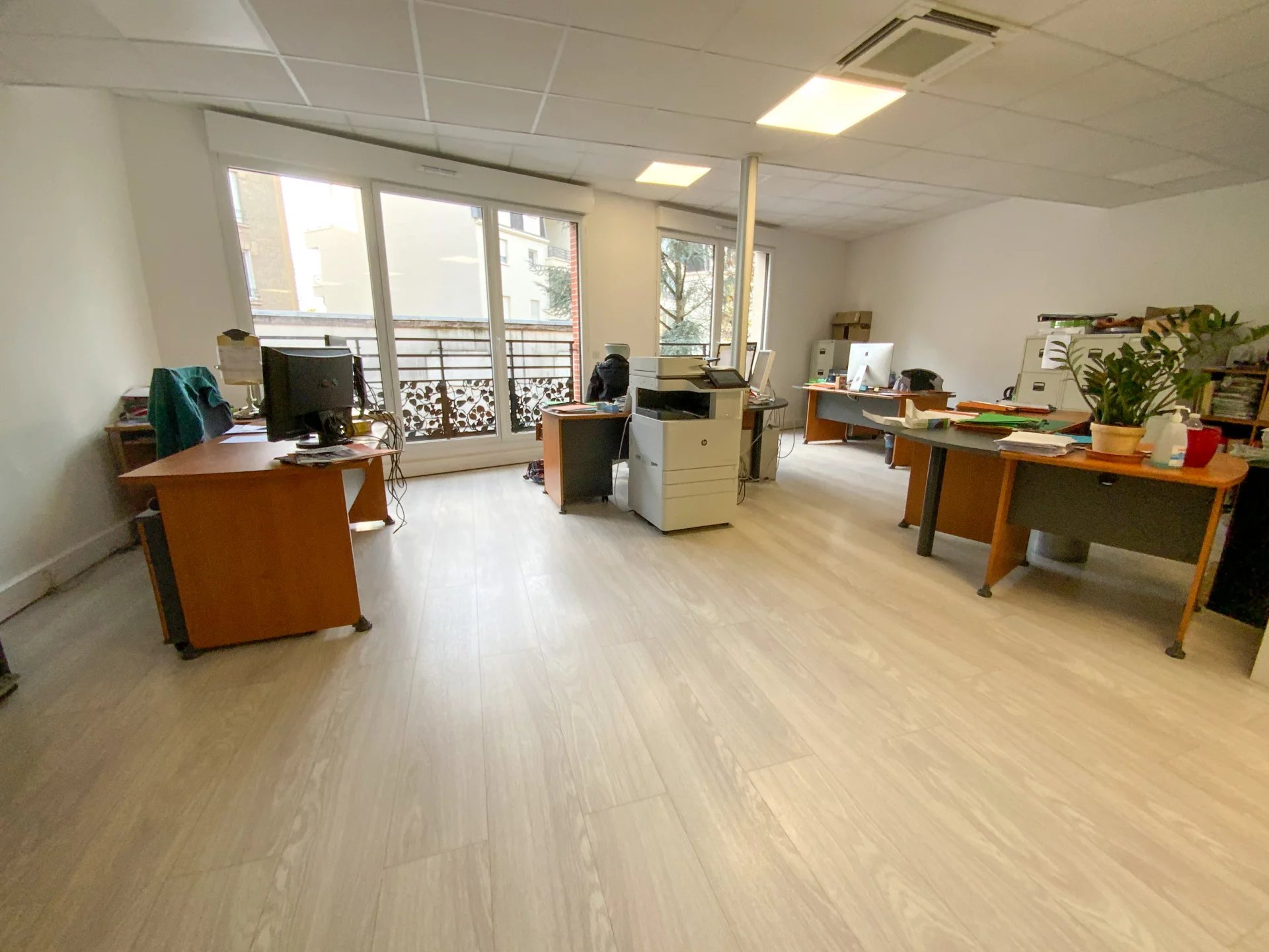 Bureau à vendre, 96 m², Le Raincy