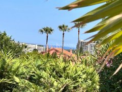 Villa for sale in Mandelieu in private domain with partial sea view — photo 3 of 7