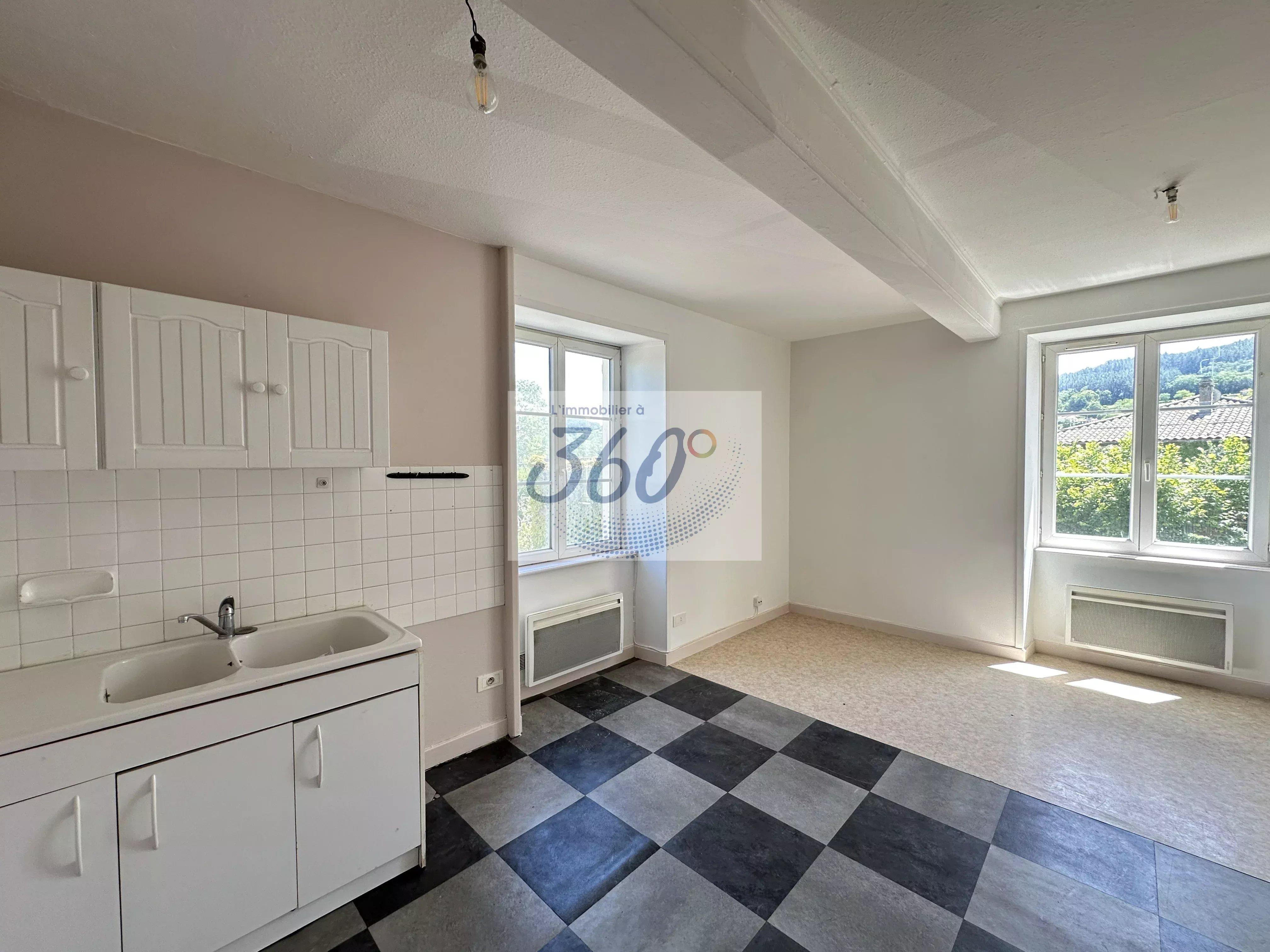 Agence immobilière de 