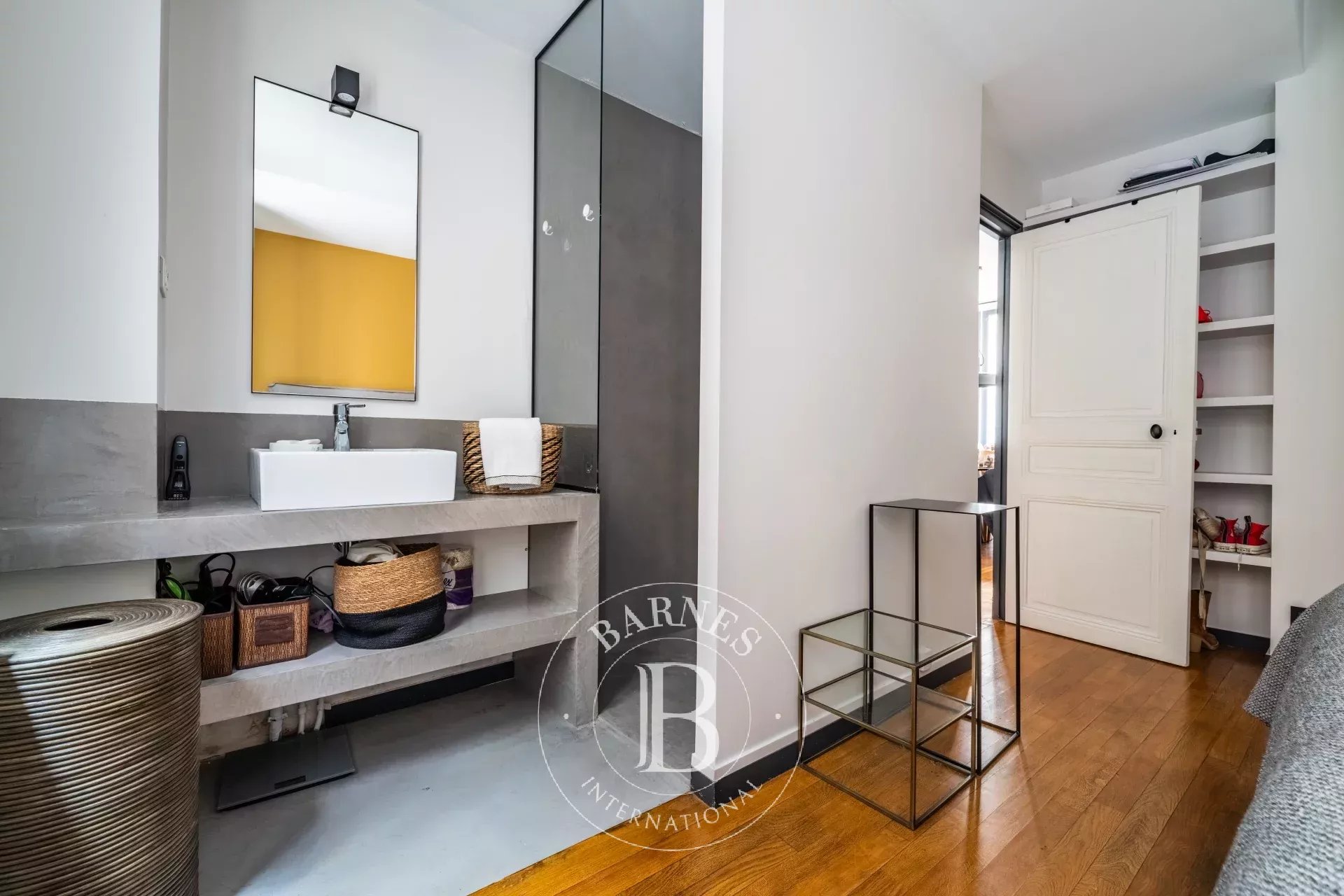 Daire Paris 18ème - picture 8