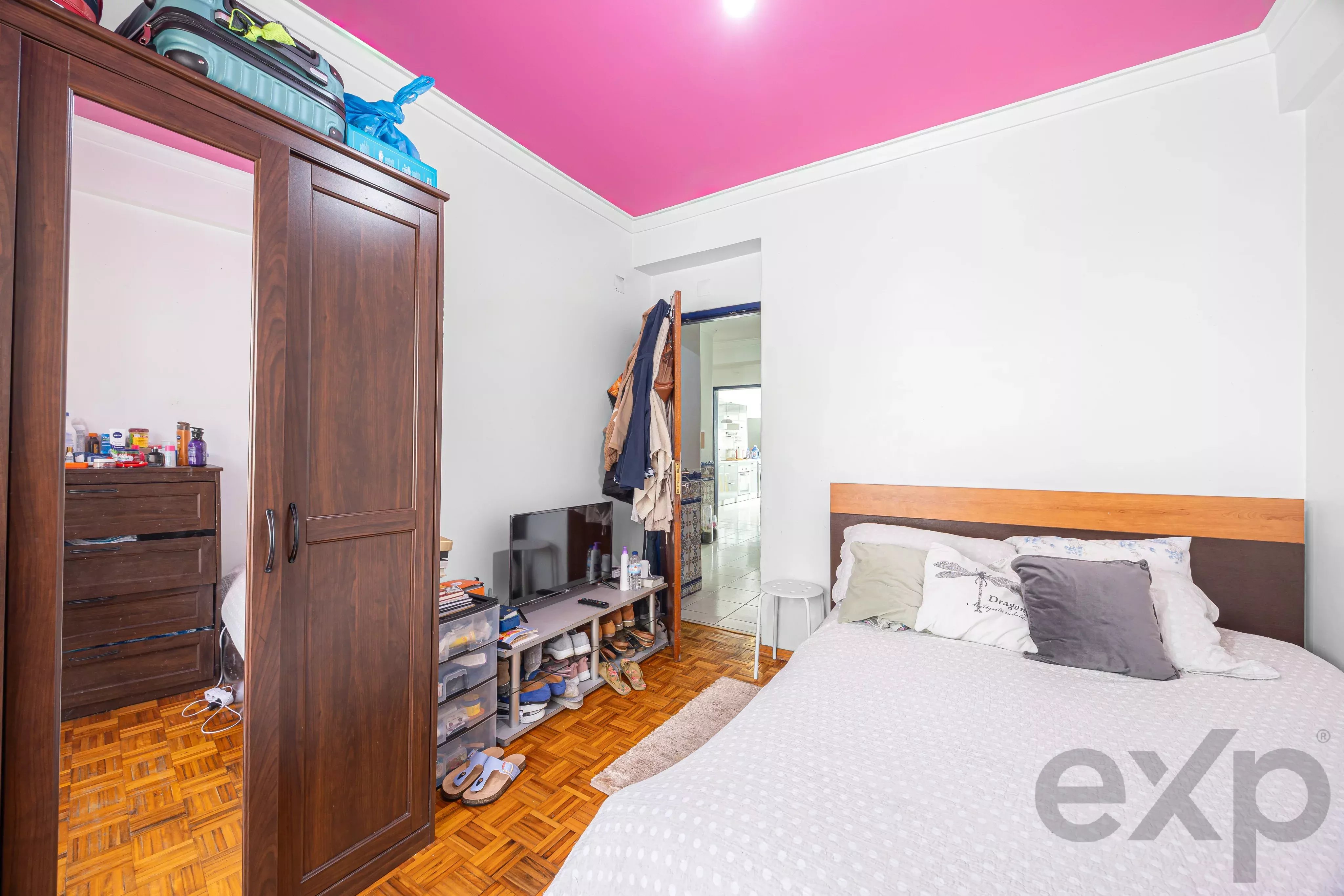 Excellent 2‑bedroom apartment in Cacém 87088575 image 5