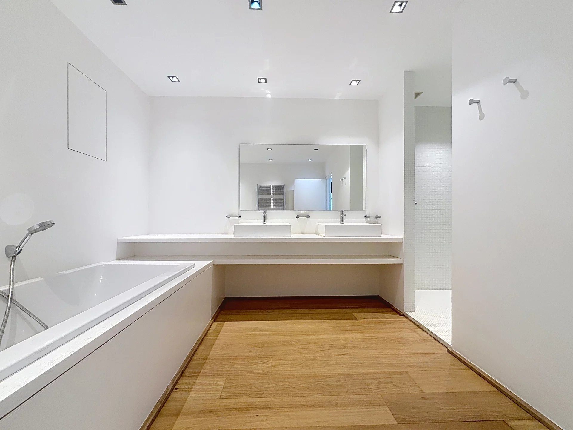 Ev Uccle - picture 18