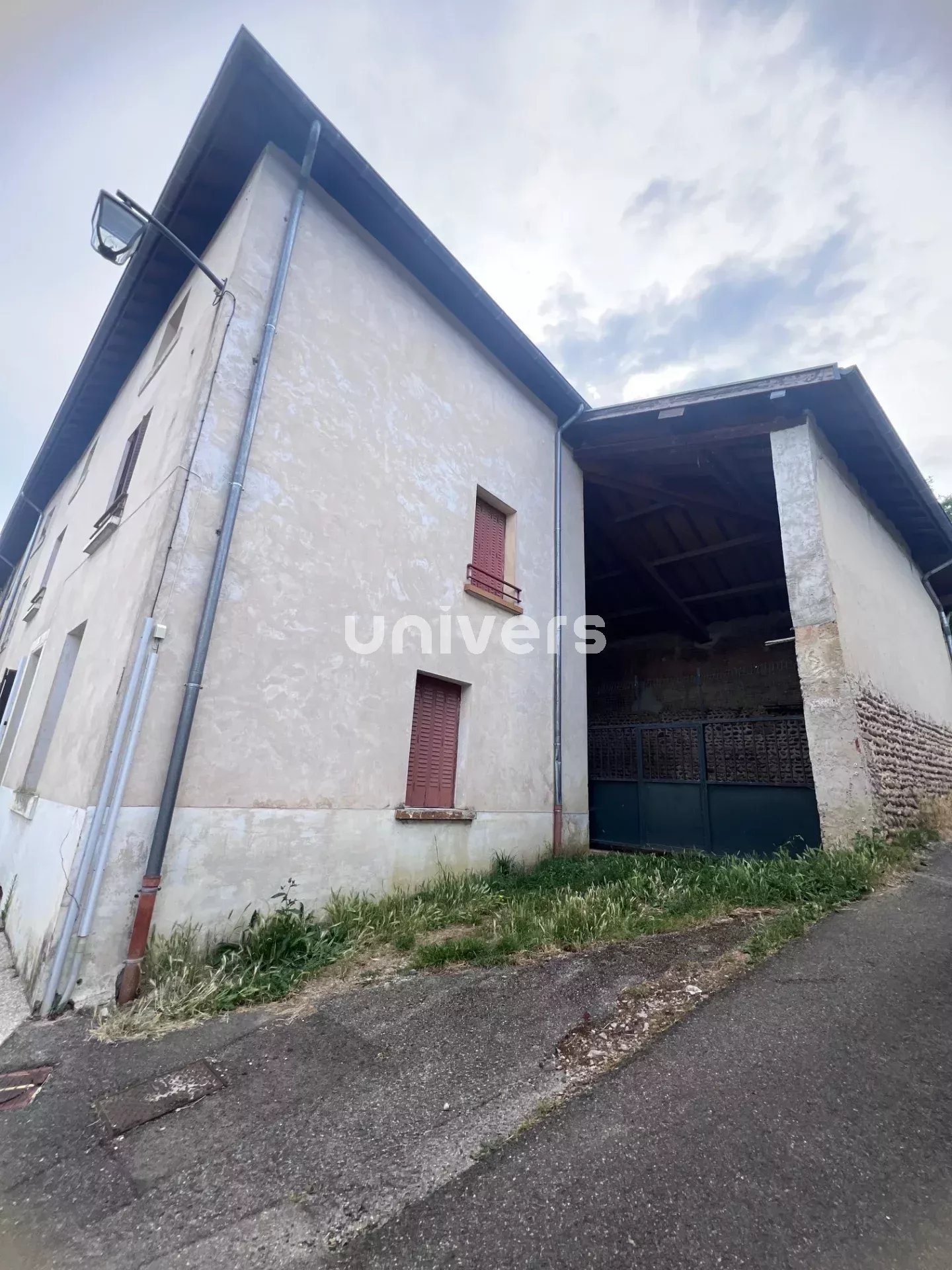 Ensemble immobilier de caractère en Drôme des Collines