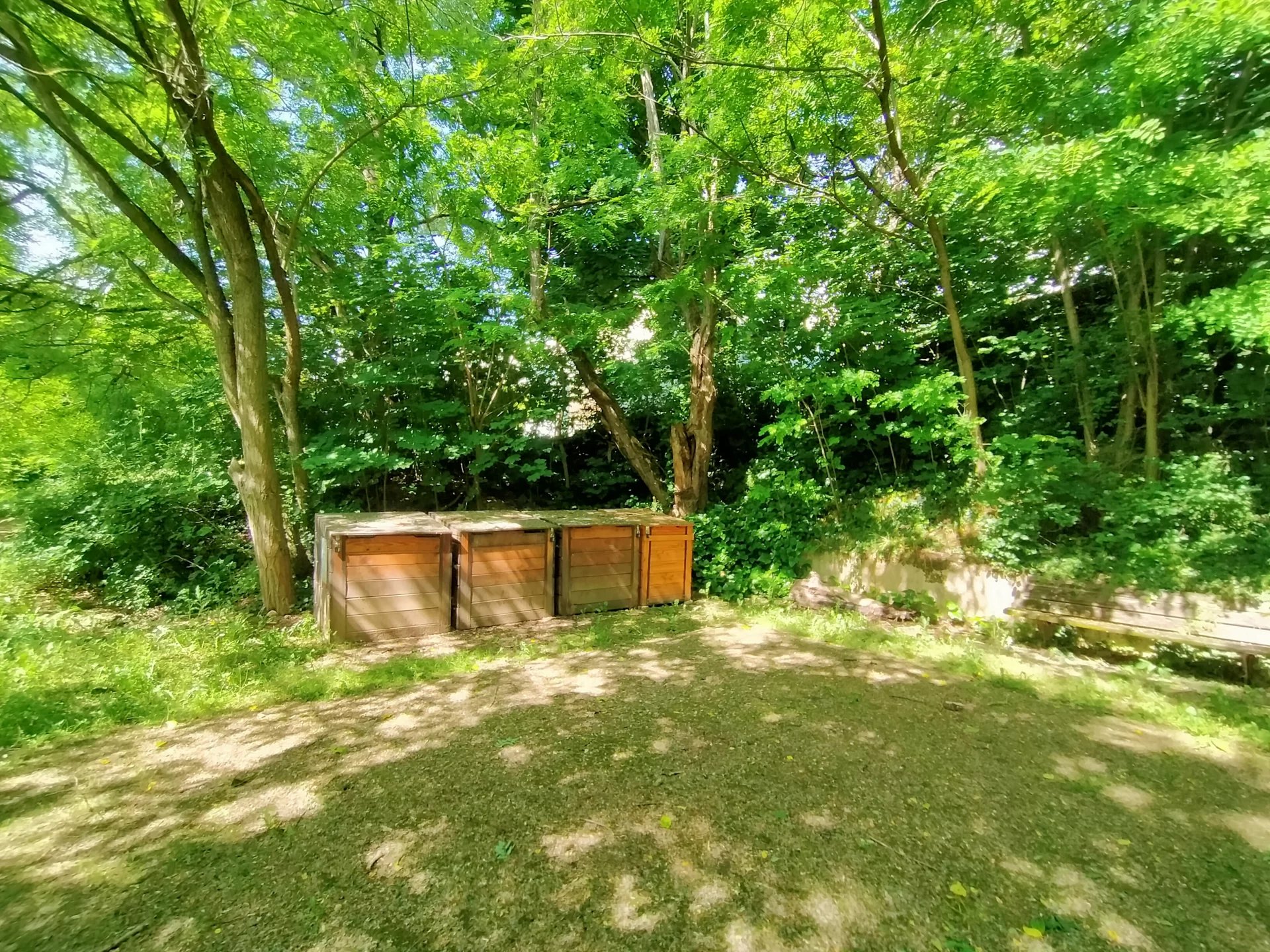 482322 Location Albigny-sur-Saône