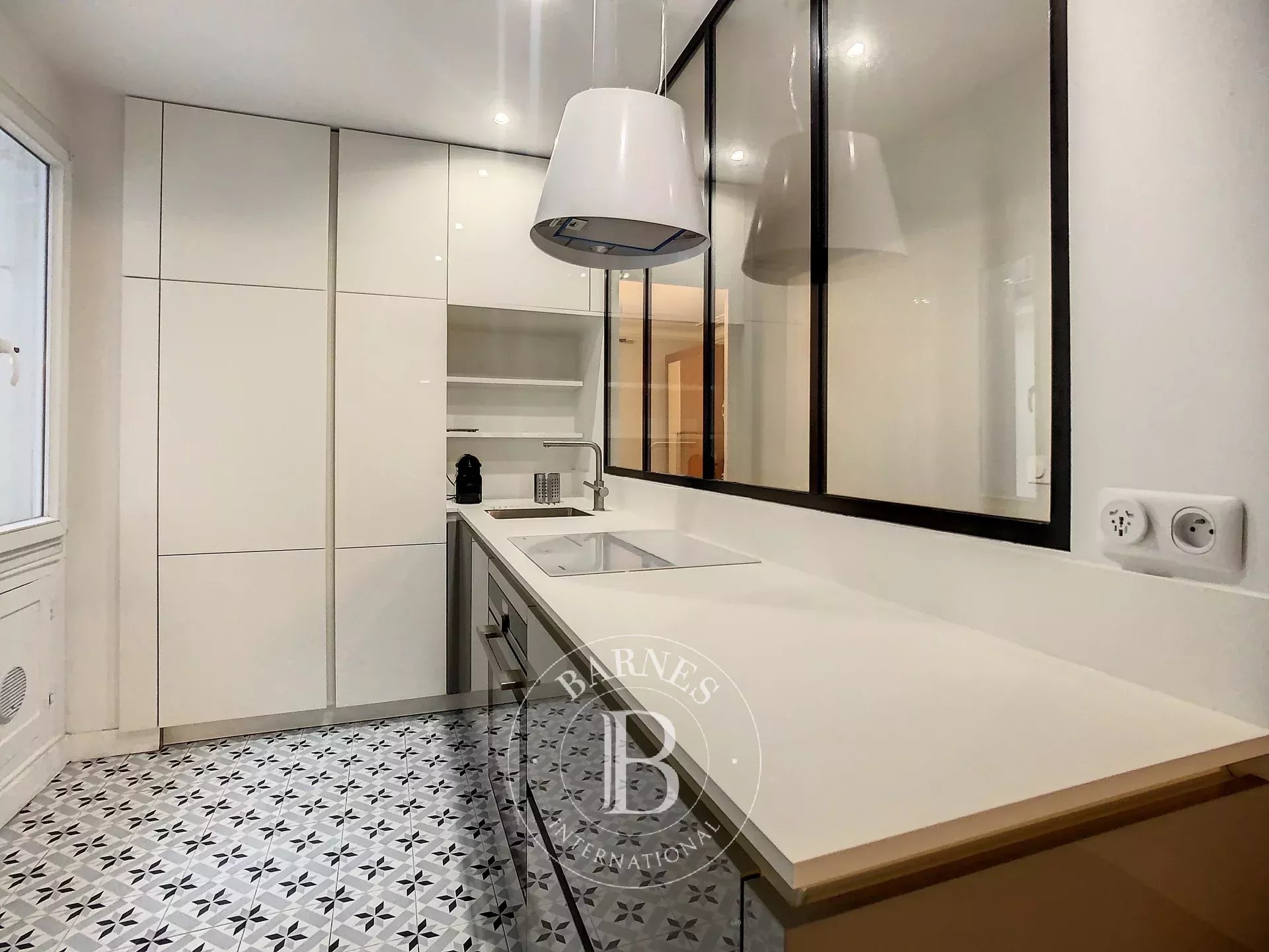 Daire Paris 18ème - picture 6