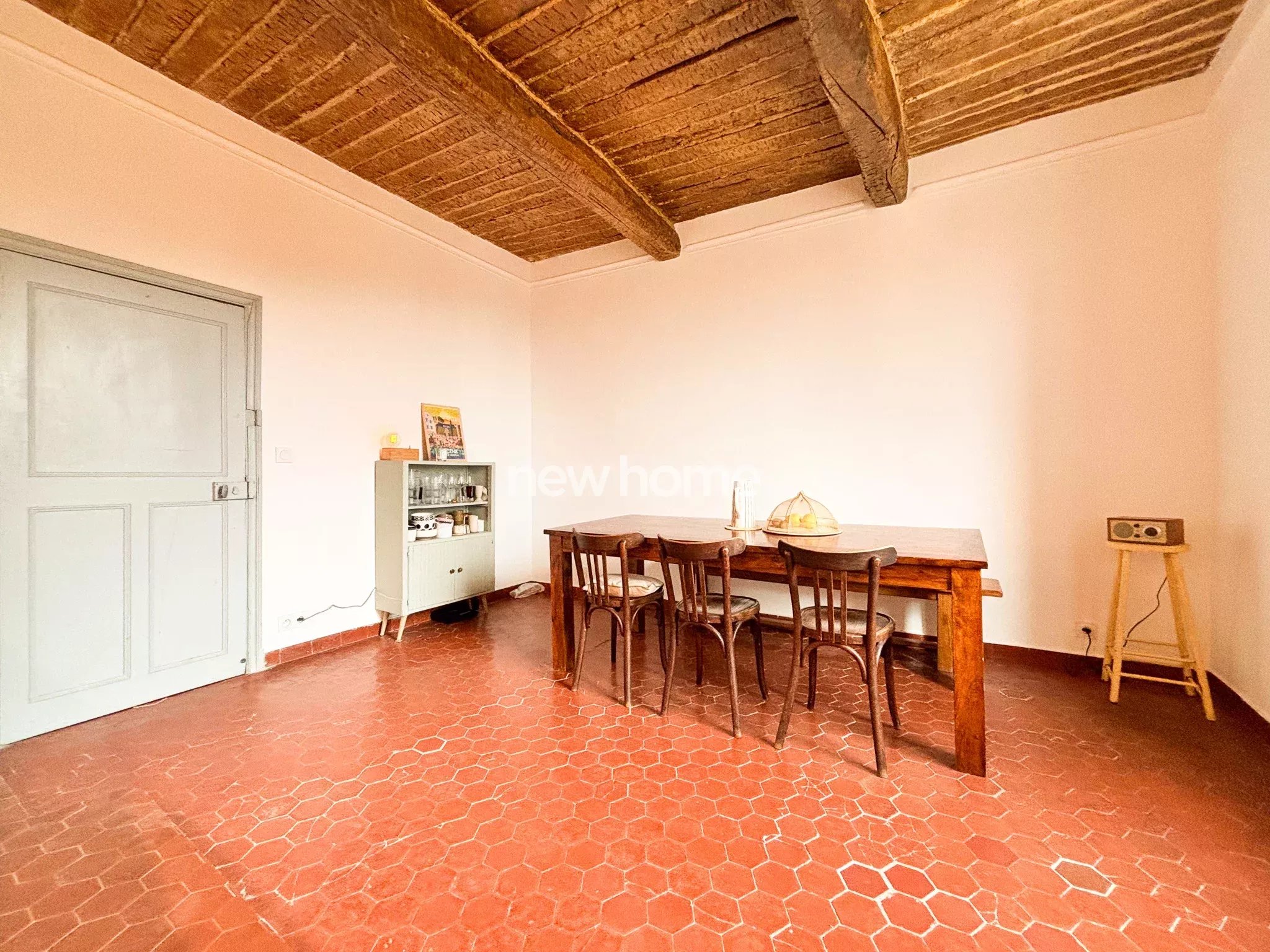 Maison de village authentique au coeur du village de Lorgues