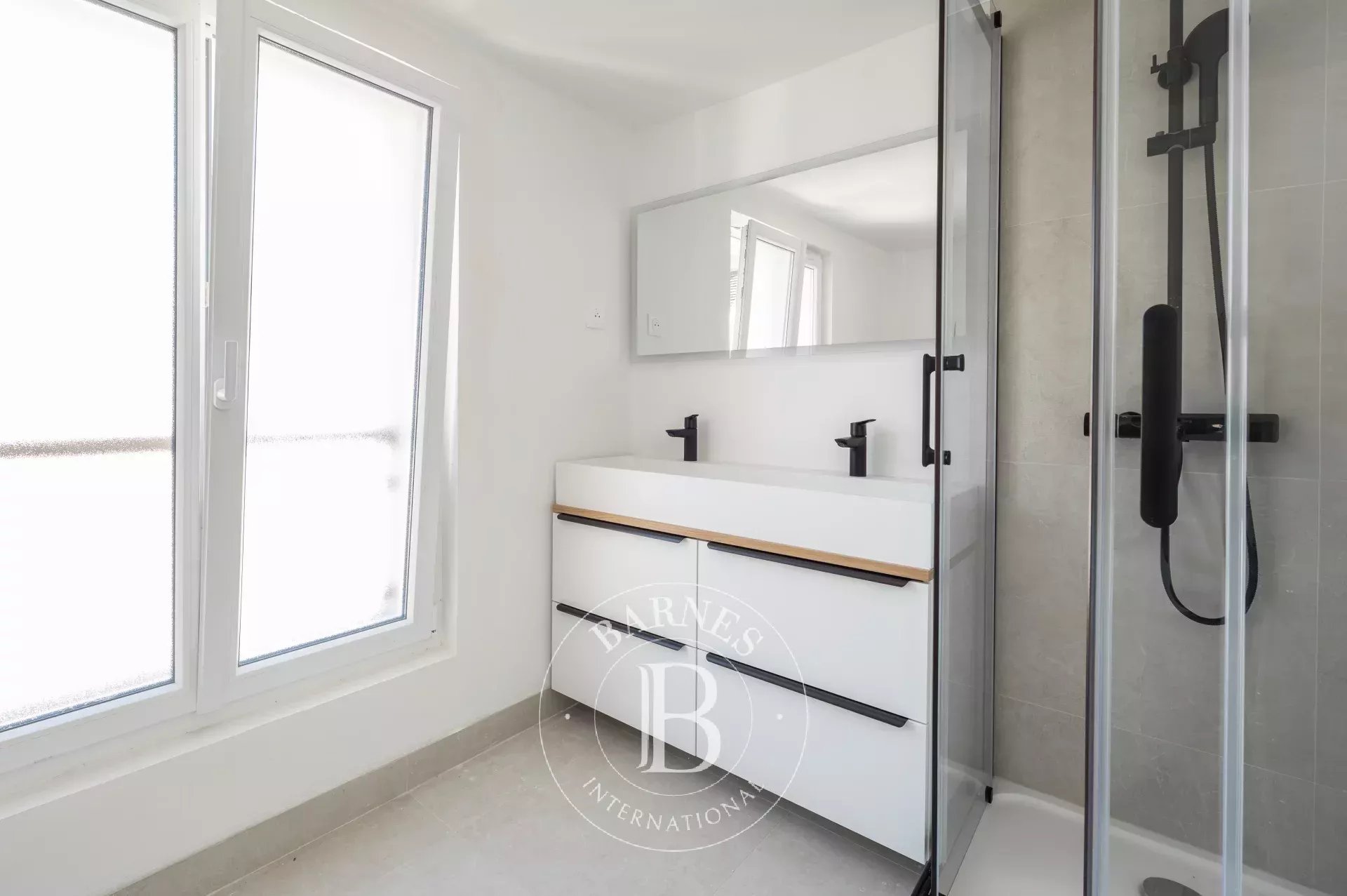 Daire Paris 9ème - picture 9