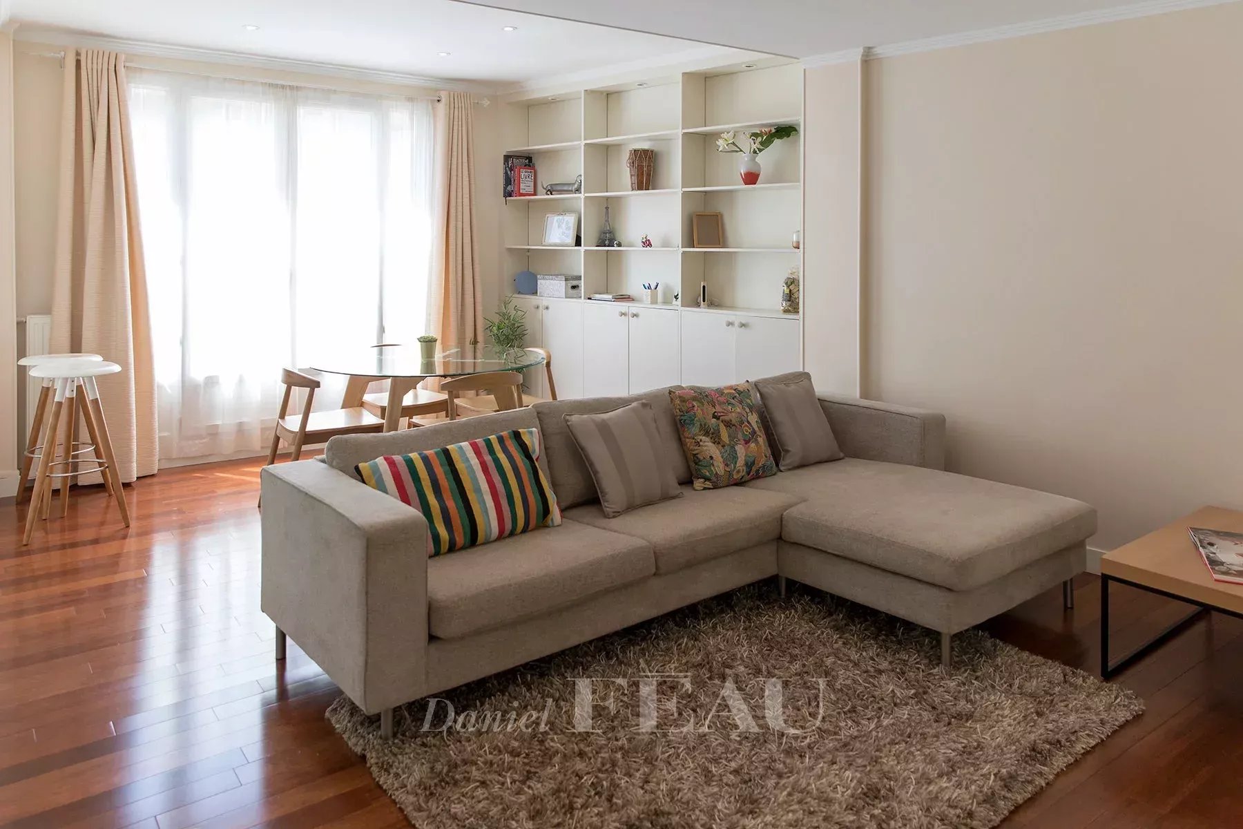 Living-room Wooden floor