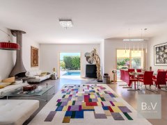 4-Bedroom Villa in Grasse — photo 3 of 5