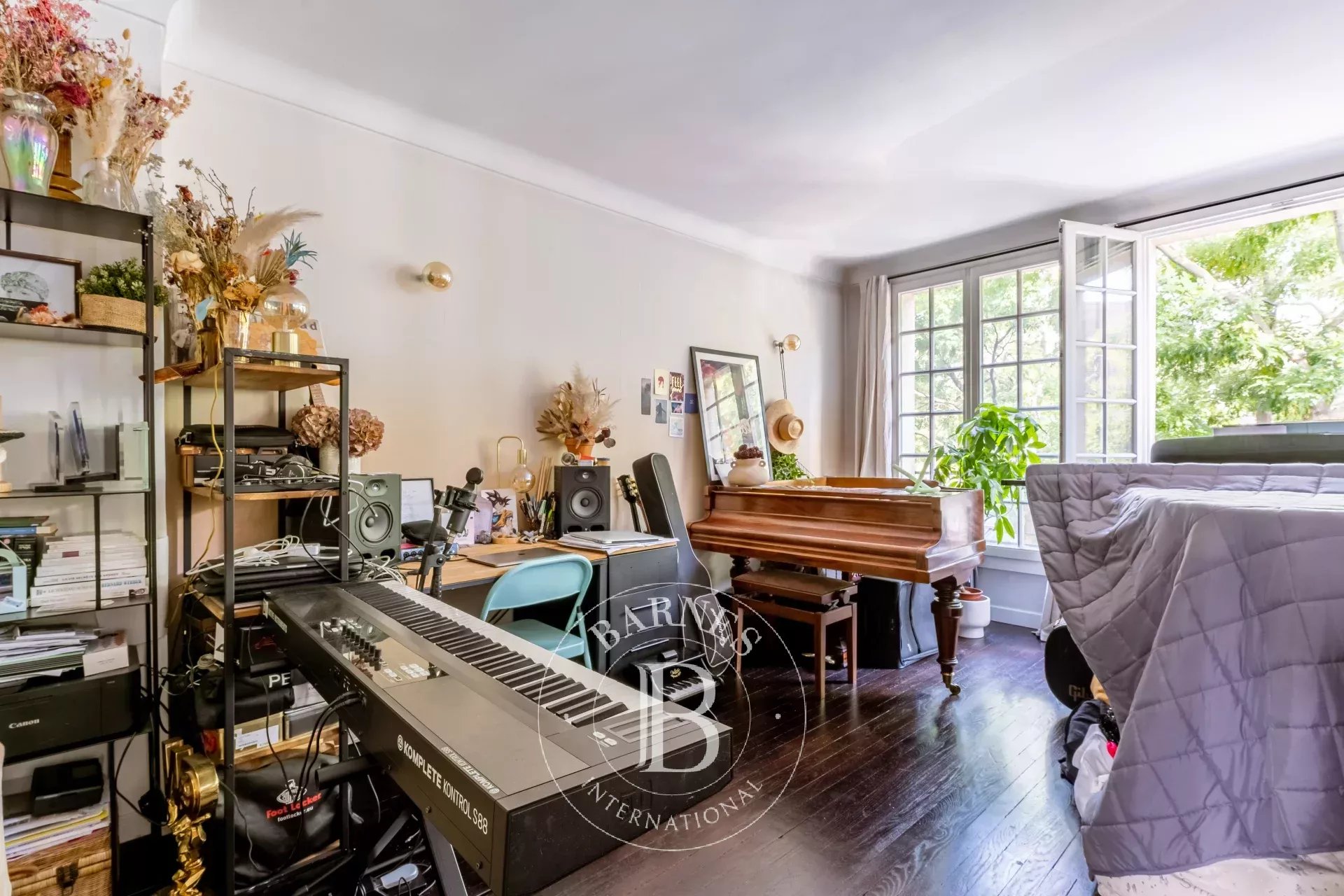 Daire Paris 18ème - picture 9