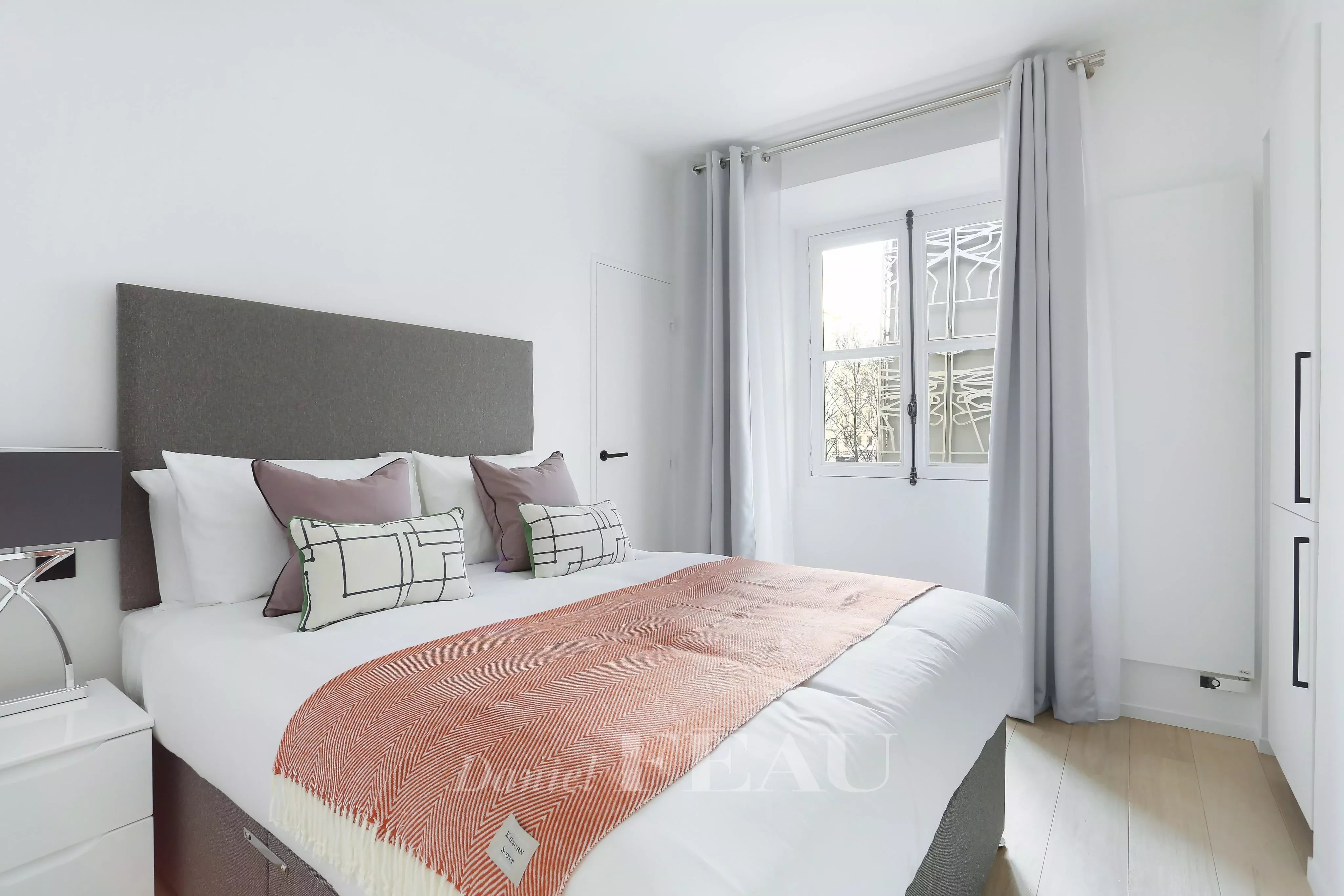 Rental Apartment Paris 1st