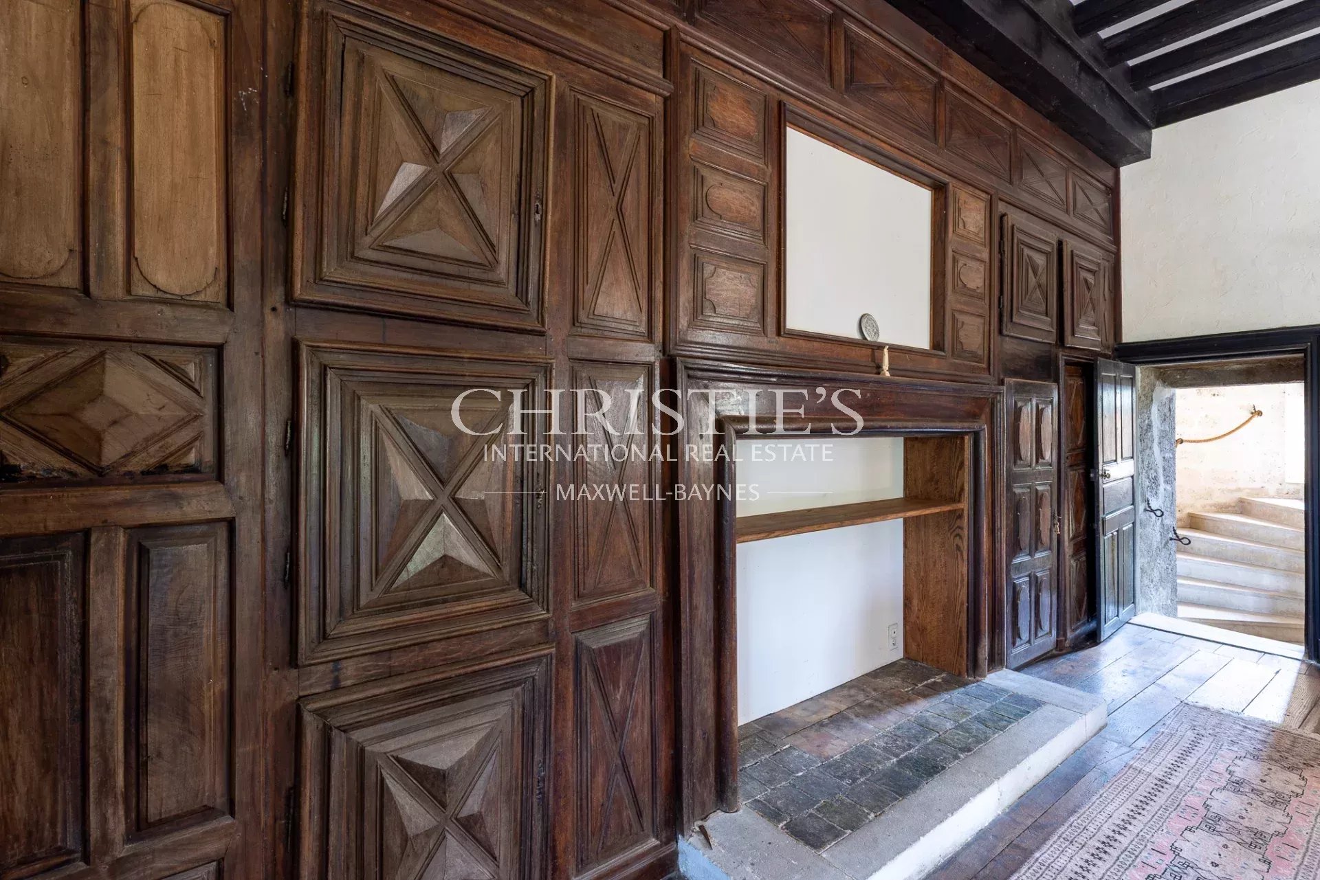 9 Bedroom Chateau's Image 16