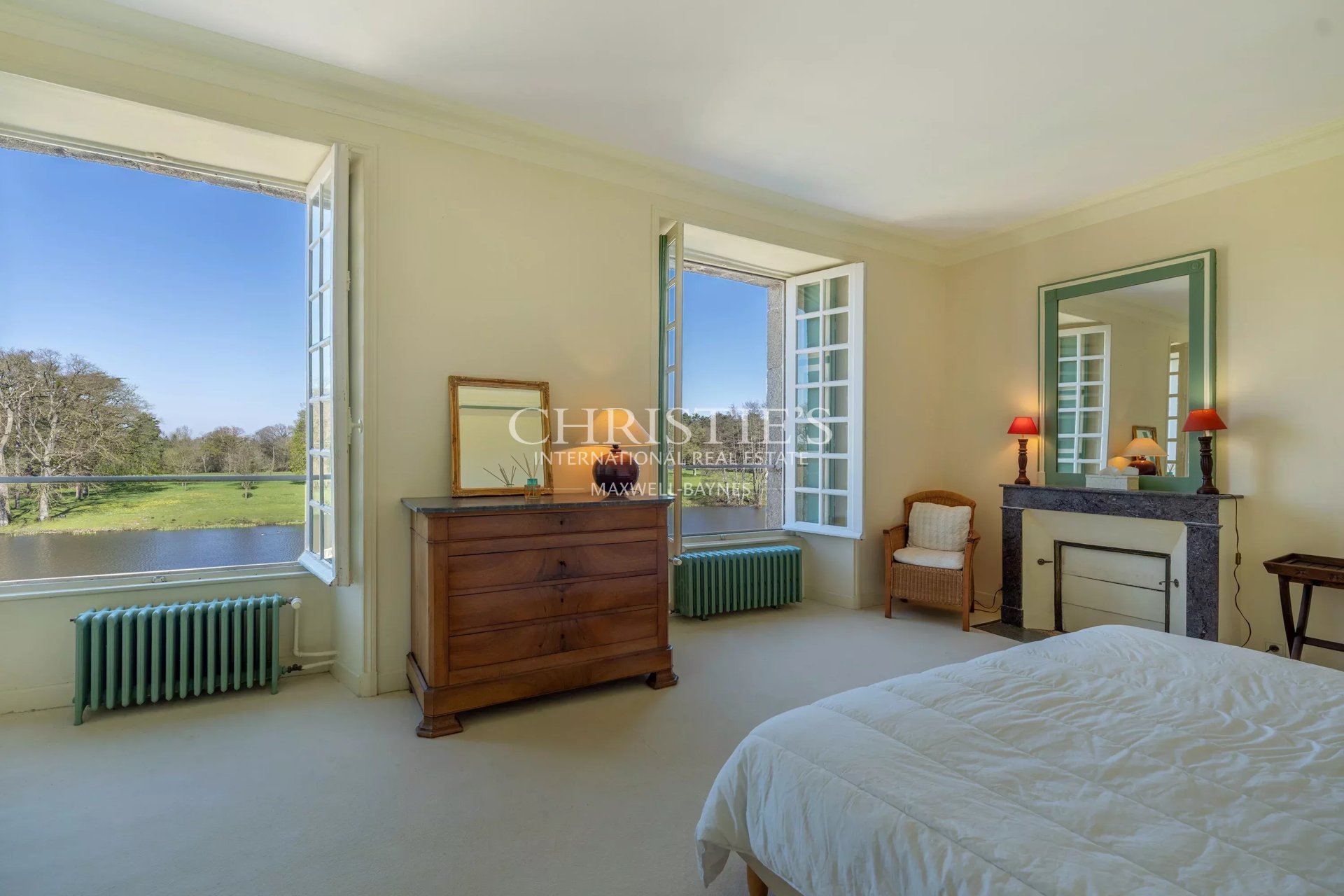 12 Bedroom Chateau's Image 15