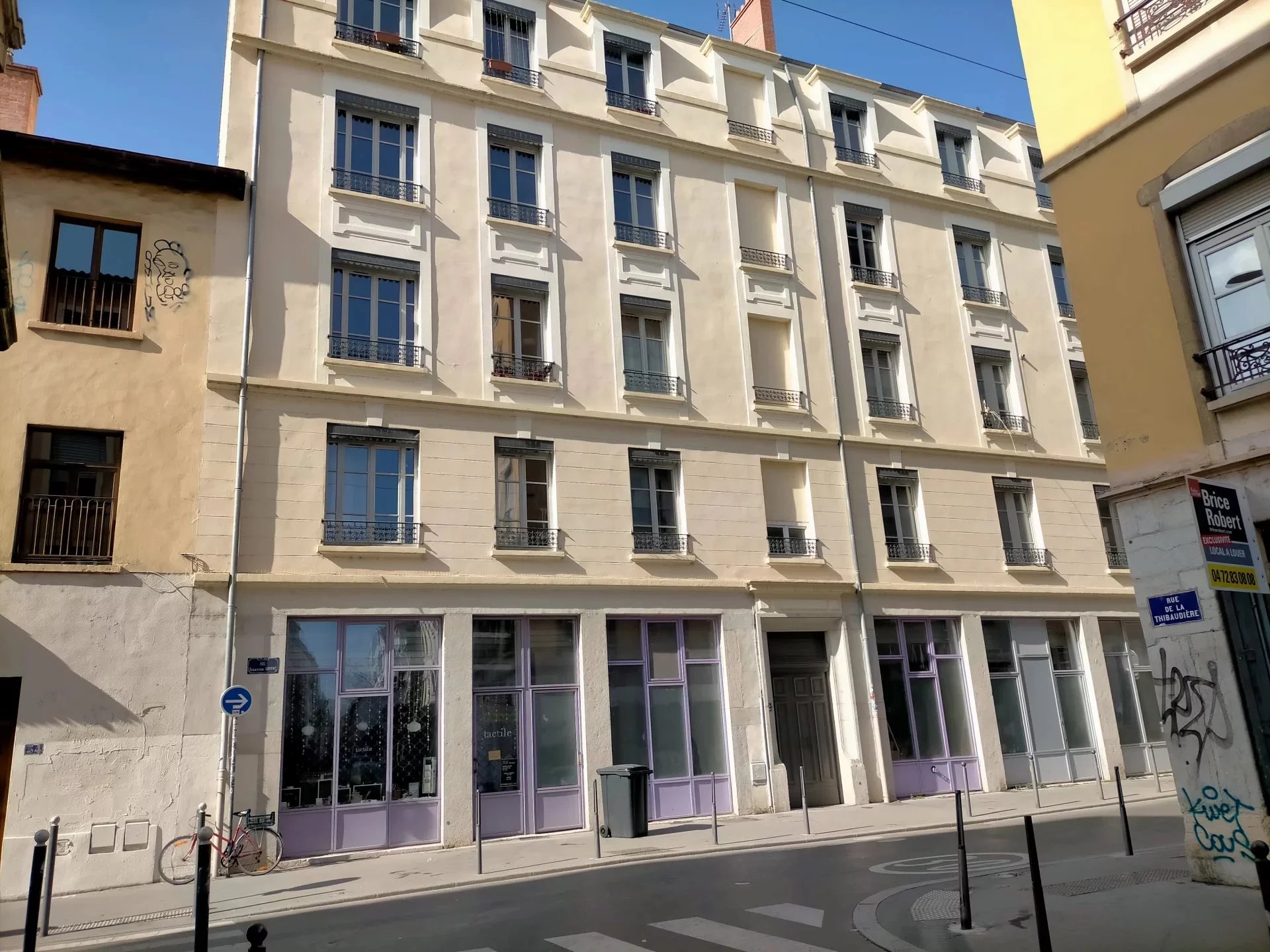 483318 Location Lyon 7ème