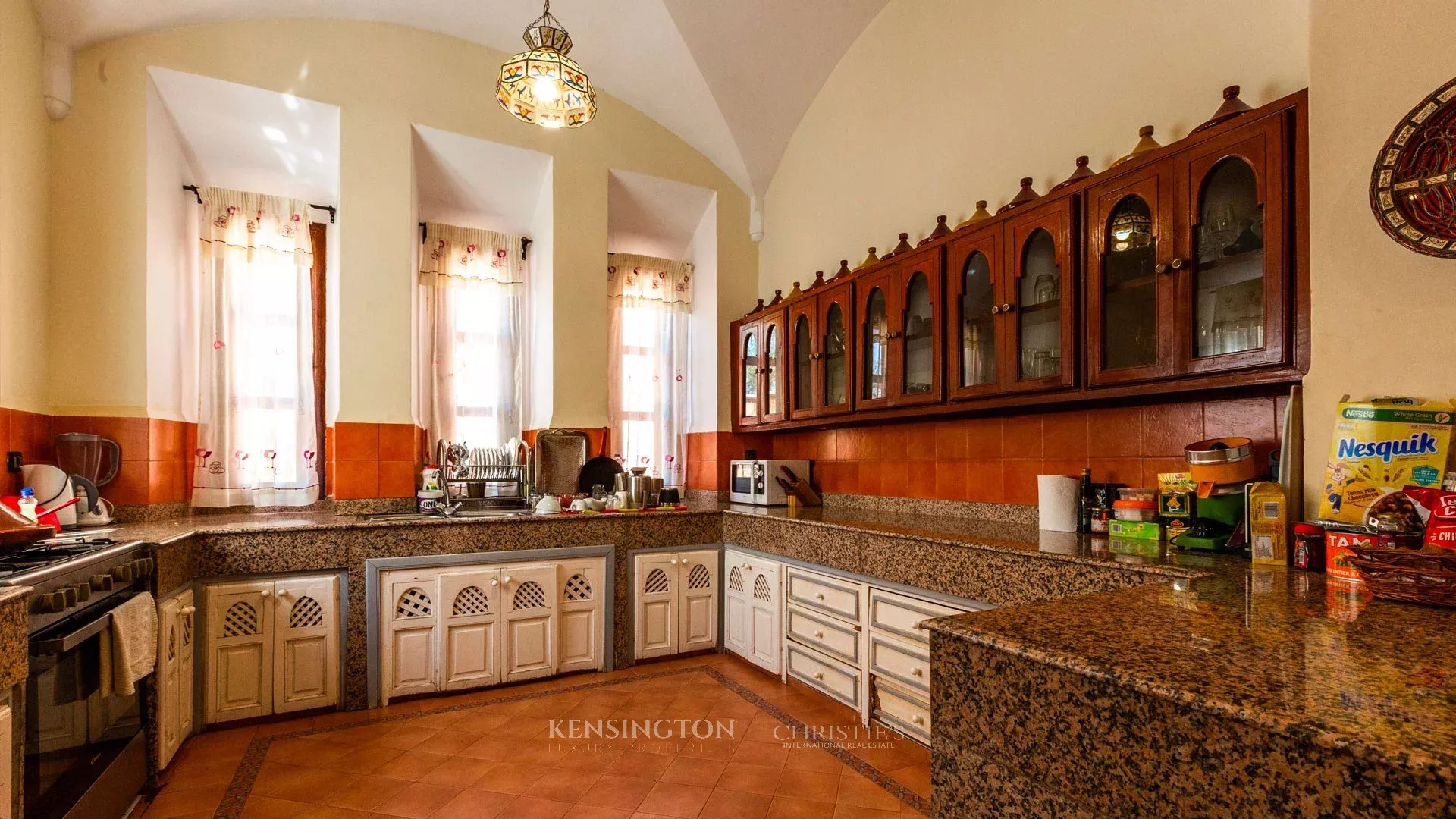 7 Bedroom Villa/Townhouse's Image 6