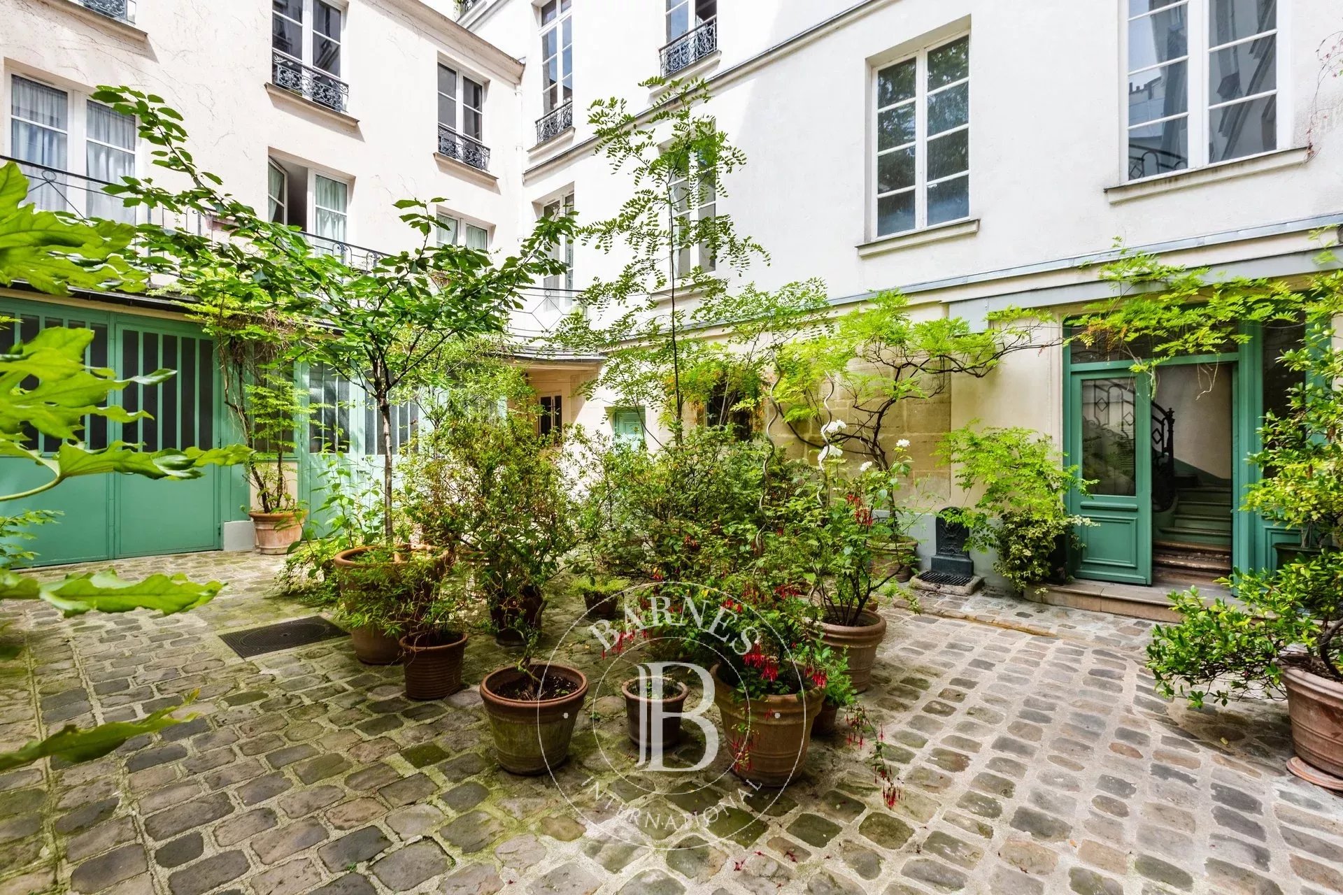 Daire Paris 3ème - picture 24