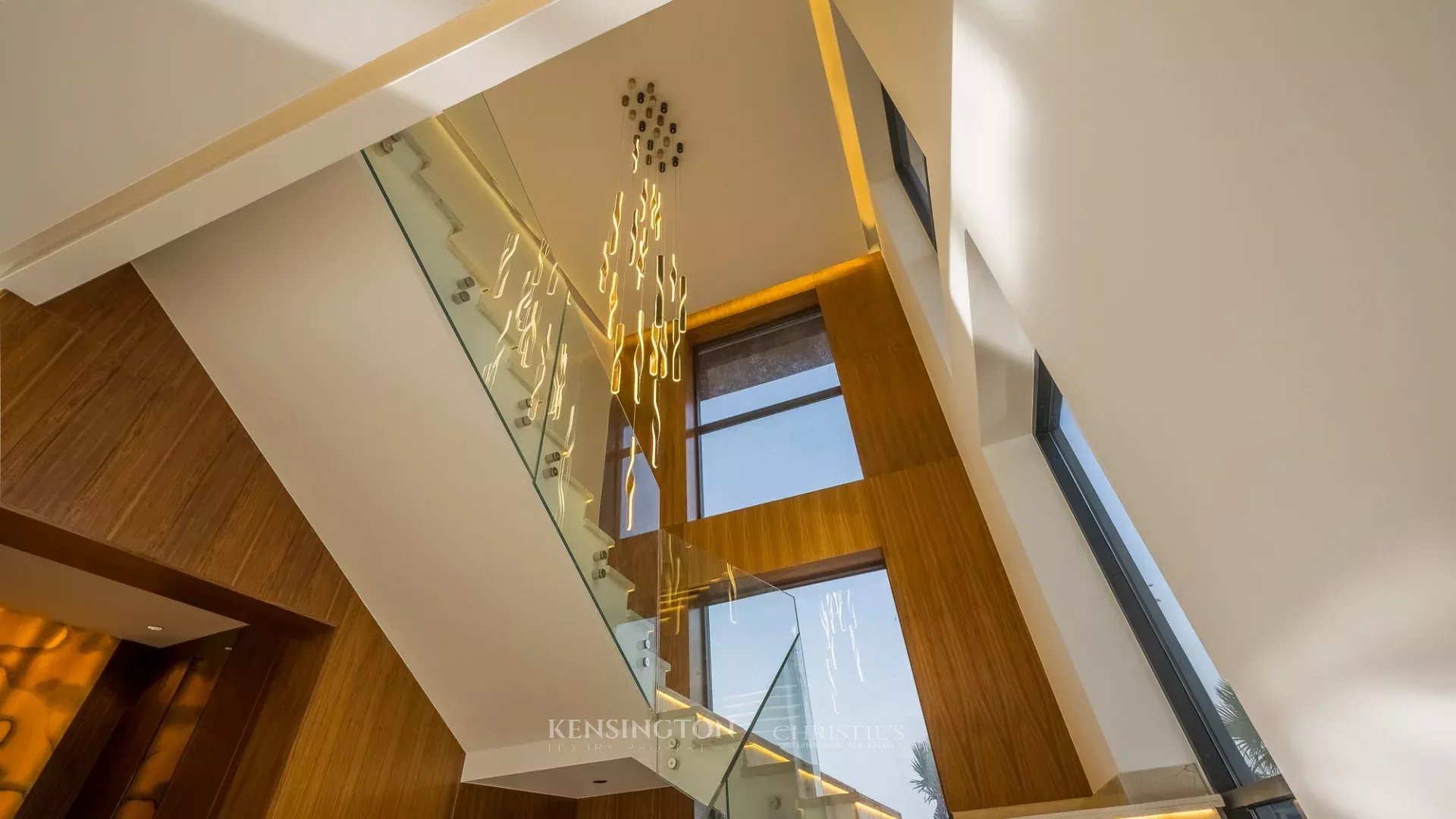 5 Bedroom Villa/Townhouse's Image 10