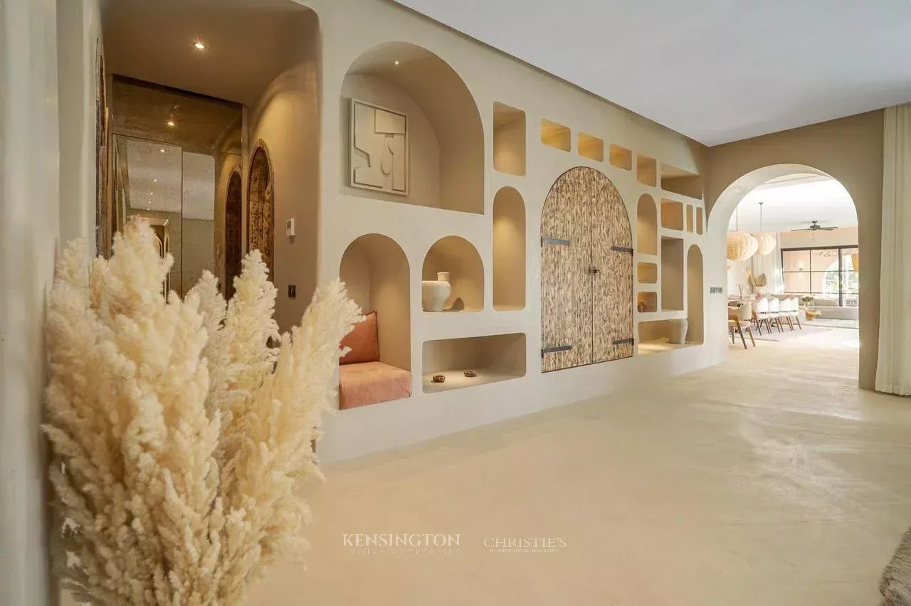 7 Bedroom Villa/Townhouse's Image 64
