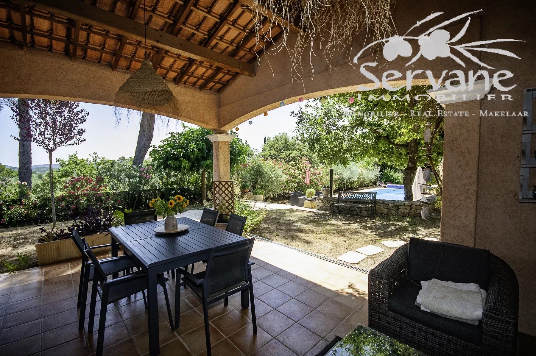 Charming villa with a pool in Montfort-sur-Argens