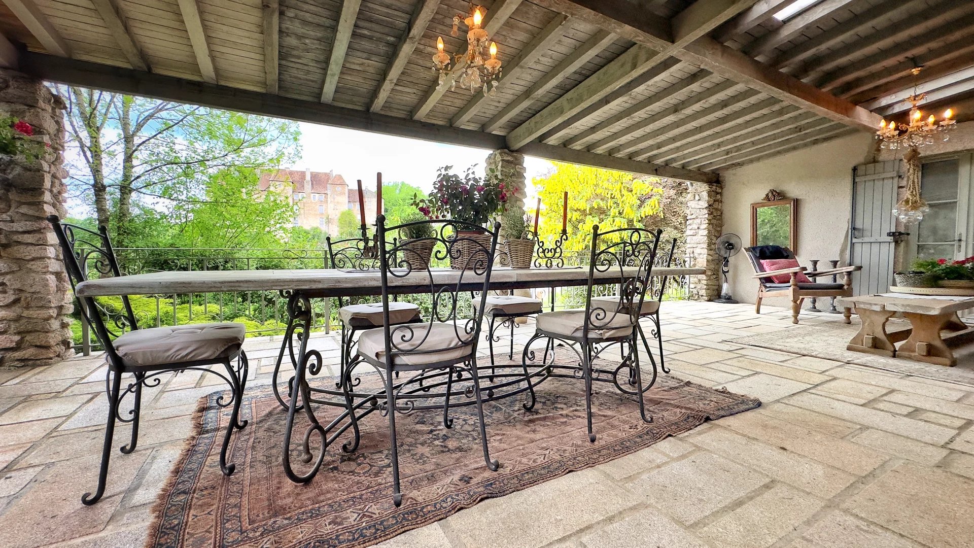 Propriété de luxe de quatre chambres avec vue imprenable