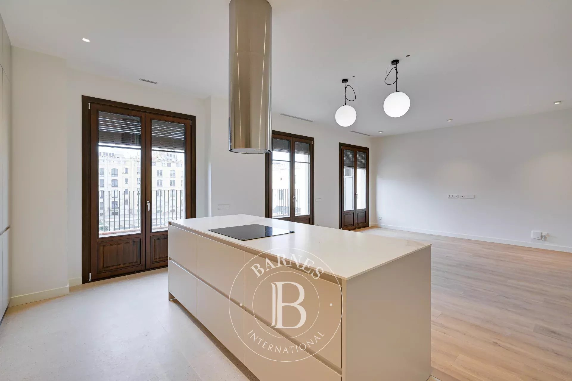 Penthouse Barcelona - picture 9