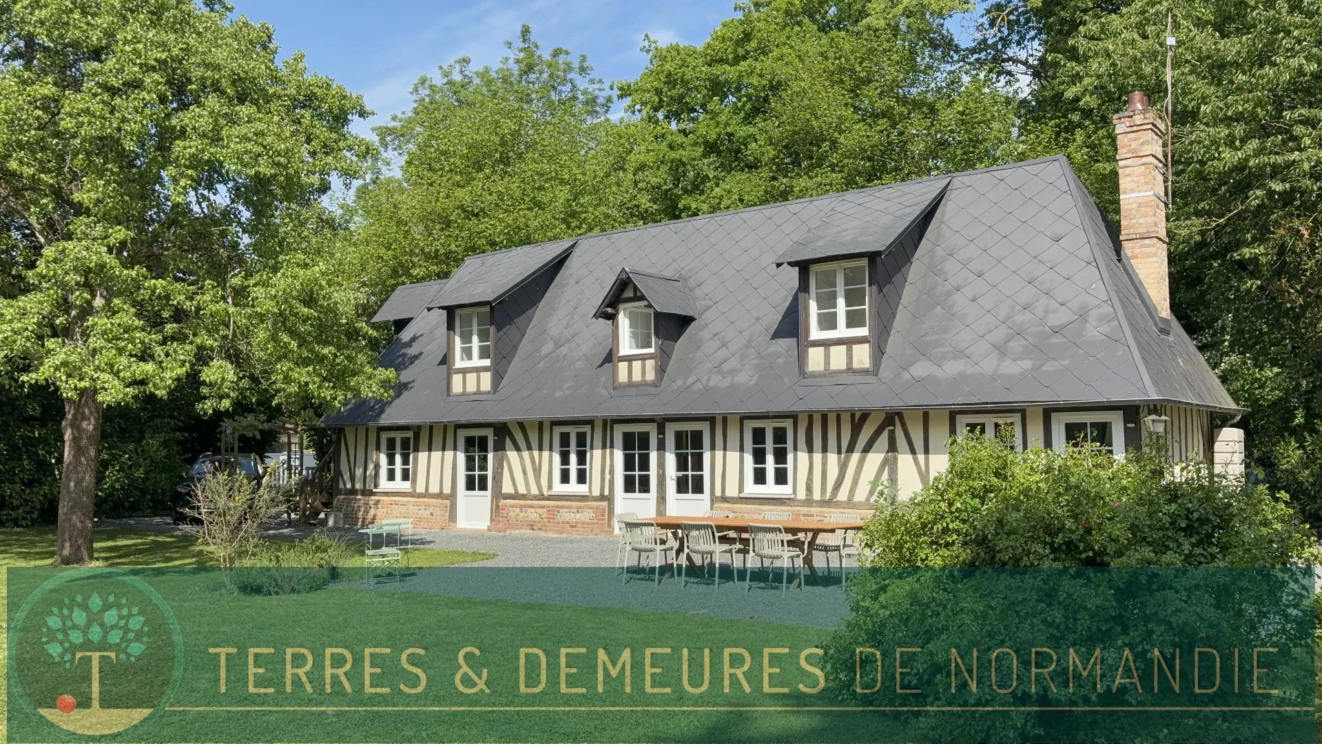 Maison Normande à colombages, rénovée avec charme et authenticité, 4 chambres, grand jardin de 2 500 m², proche de Cormeilles (27260)