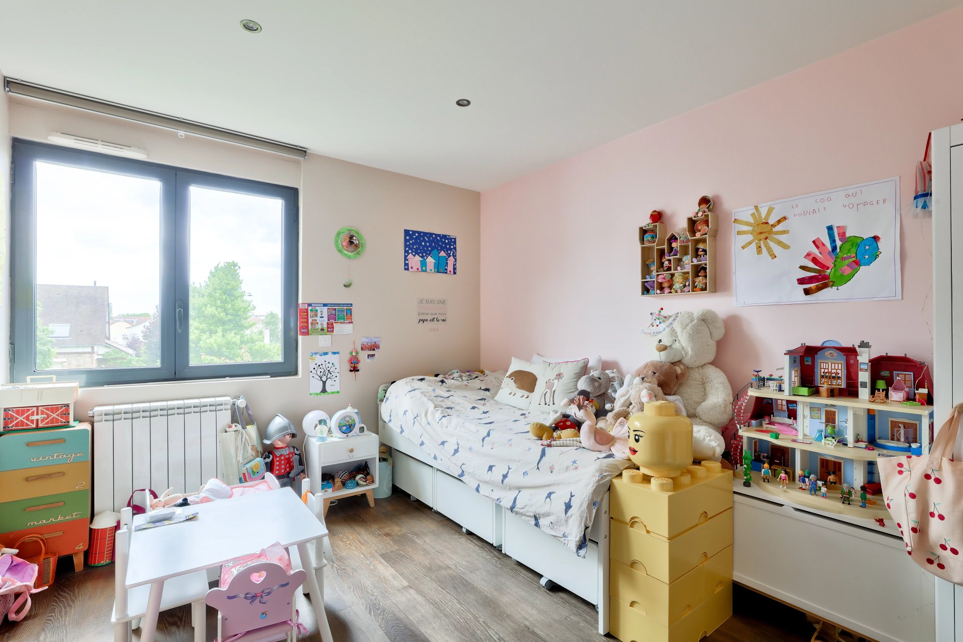 6 Bedroom Apartment/Flat's Image 16