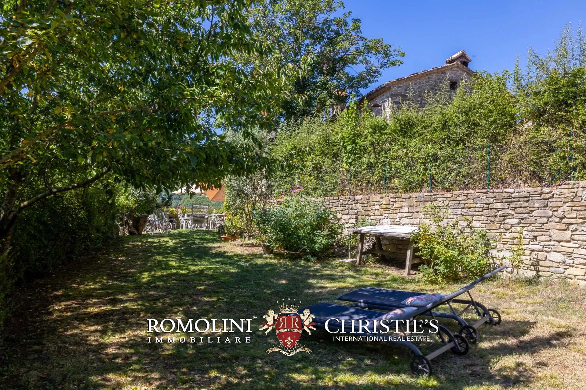10 Bedroom Chateau's Image 89