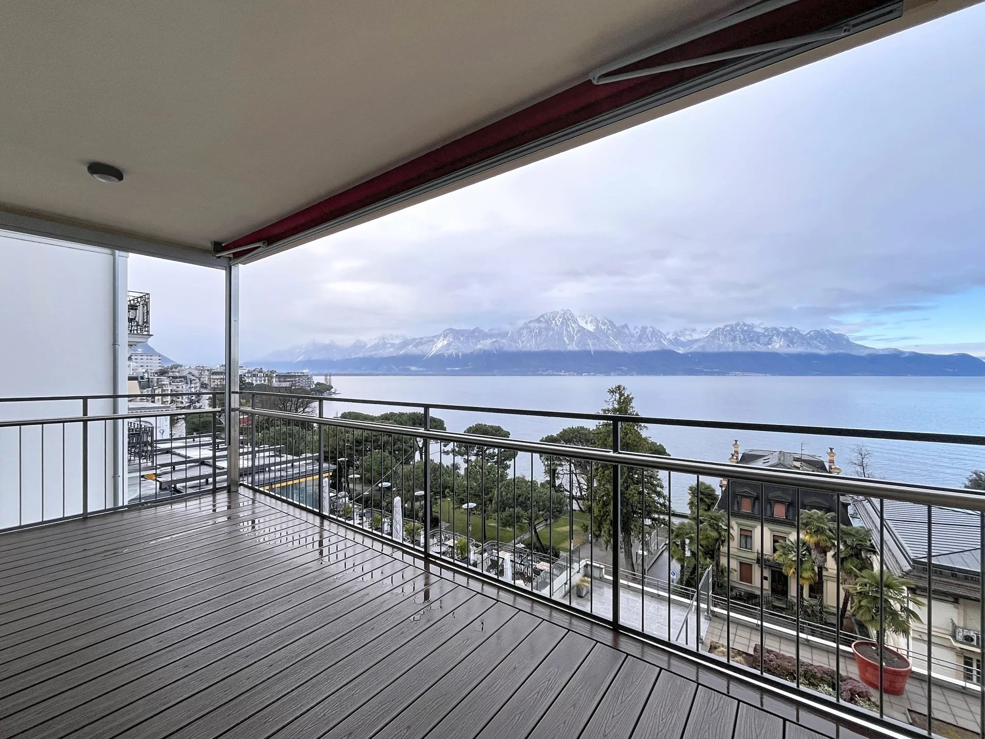 Comfort and breathtaking lake views