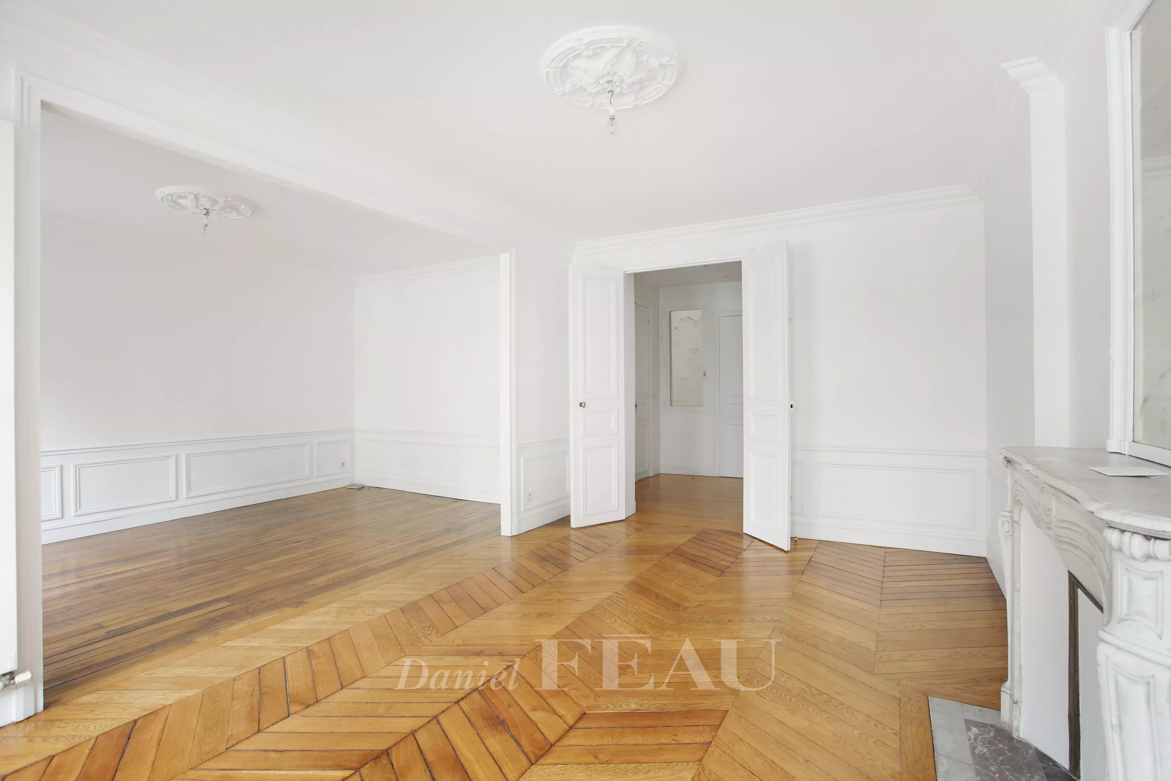 Rental Apartment Paris 4th