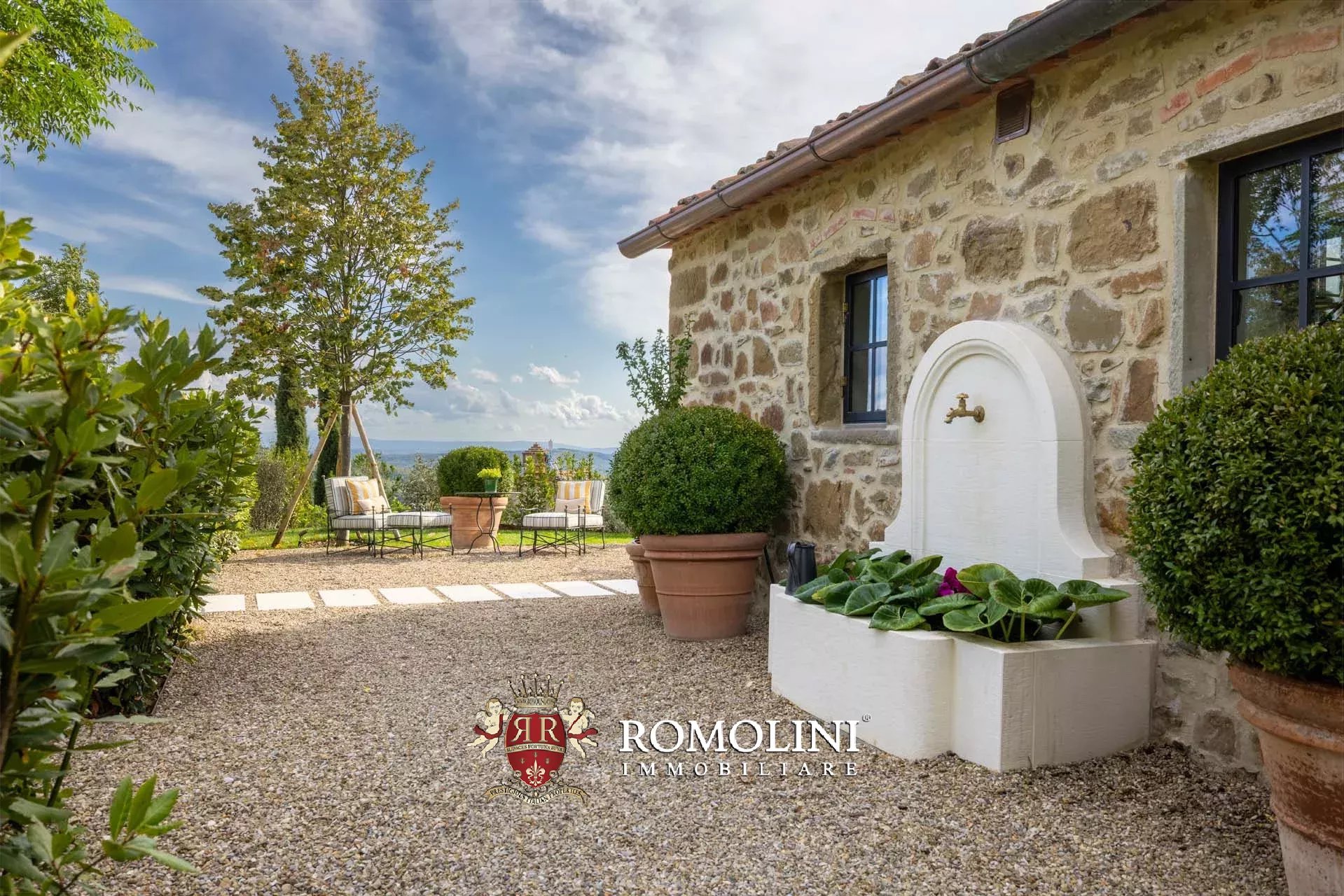 4 Bedroom Villa/Townhouse's Image 12