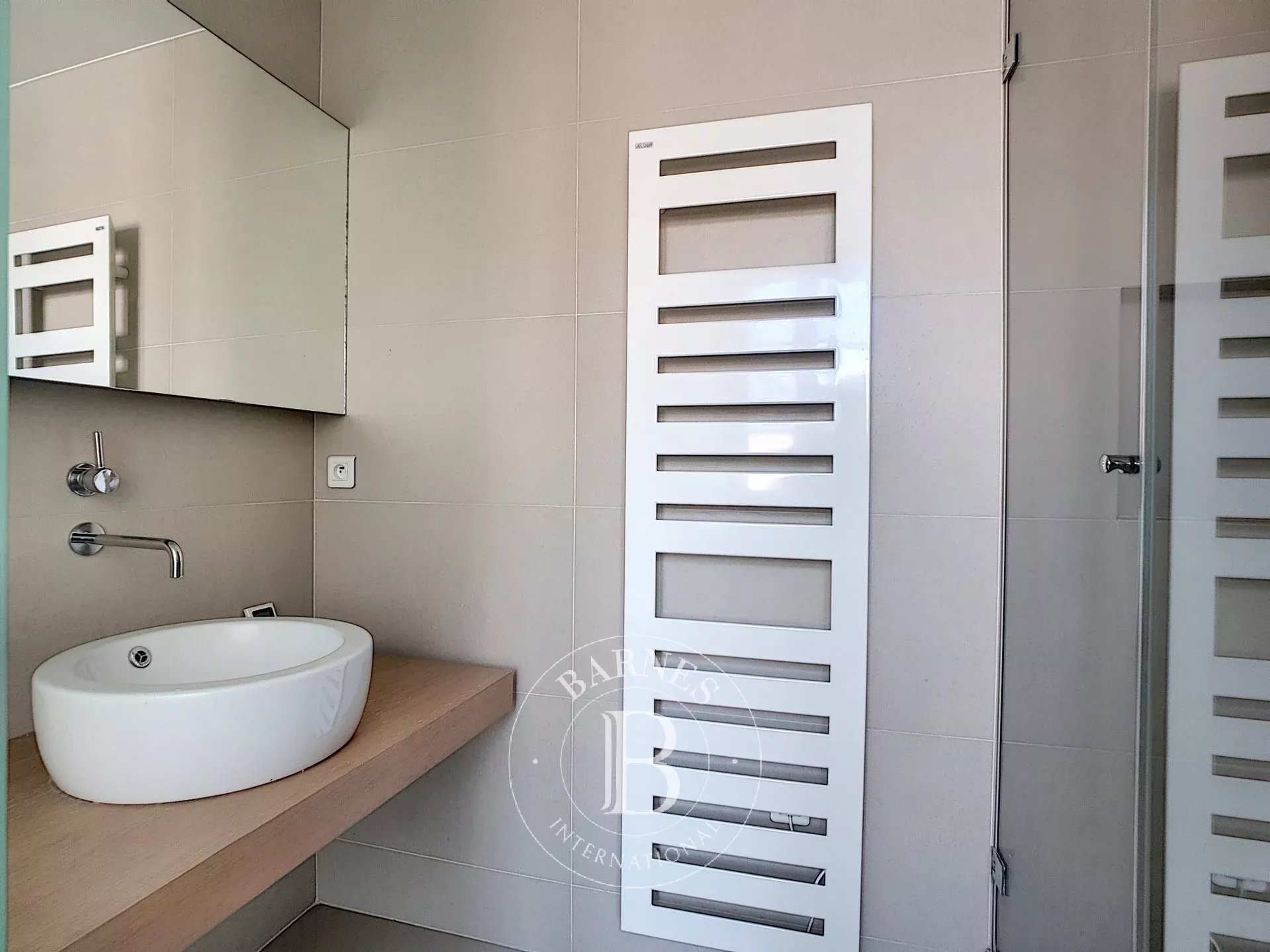 Daire Paris 3ème - picture 9