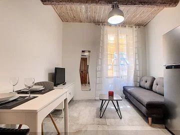 Rental Apartment Antibes Vieil Antibes