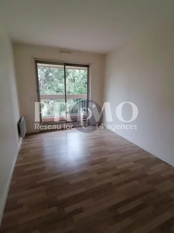 location-appartement-3-pieces-verrieres-le-buisson-83877411